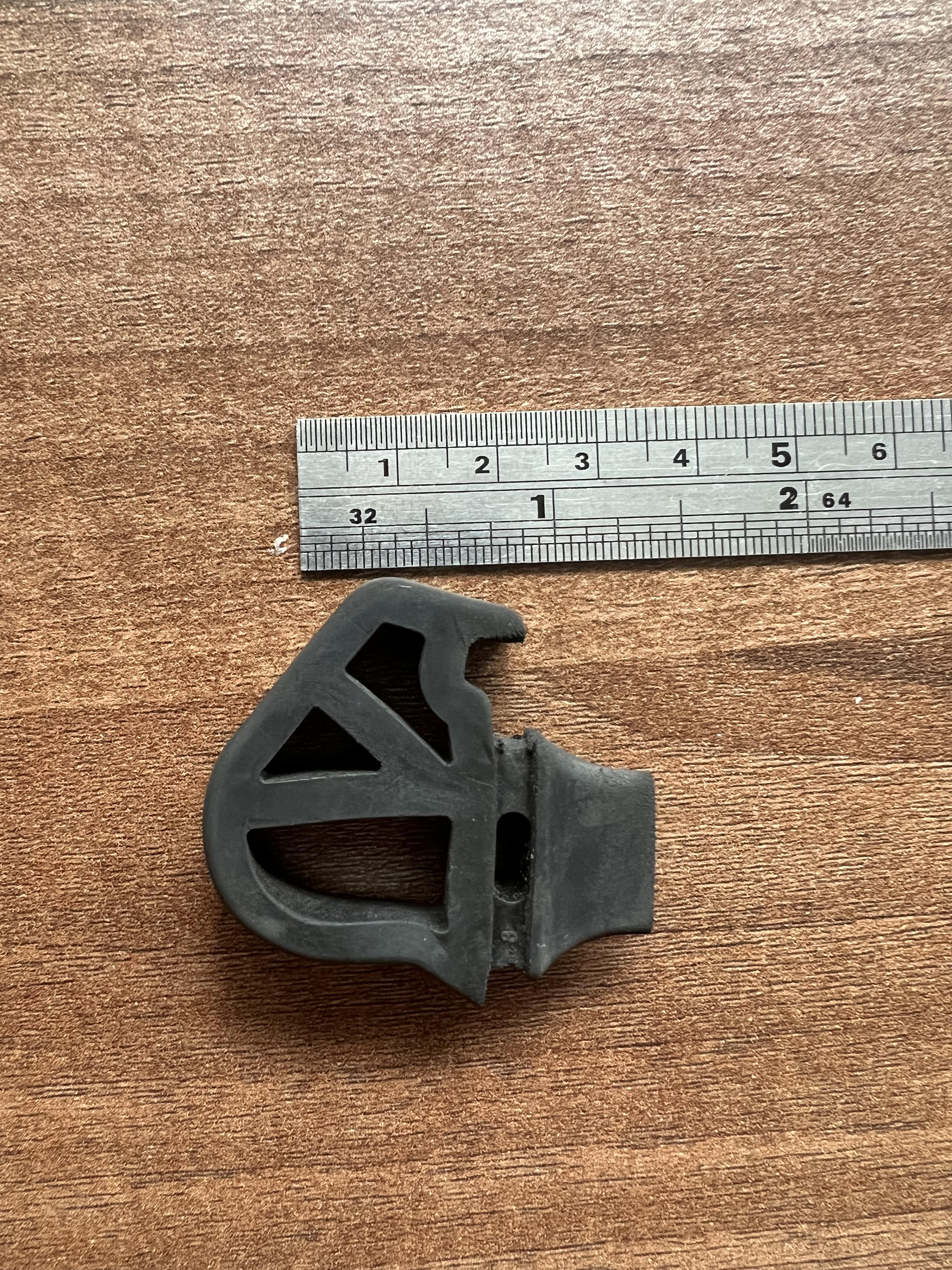 Toyota Aygo Parcel Shelf rubber bumper