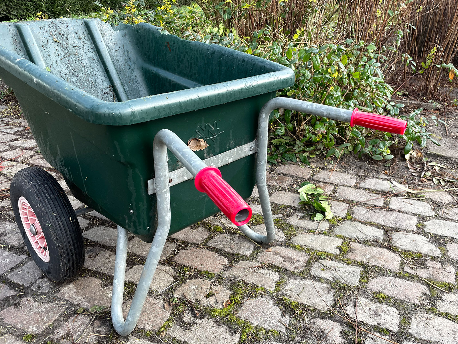 Wheelbarrow Handles 32mm by Diederik Download free STL model