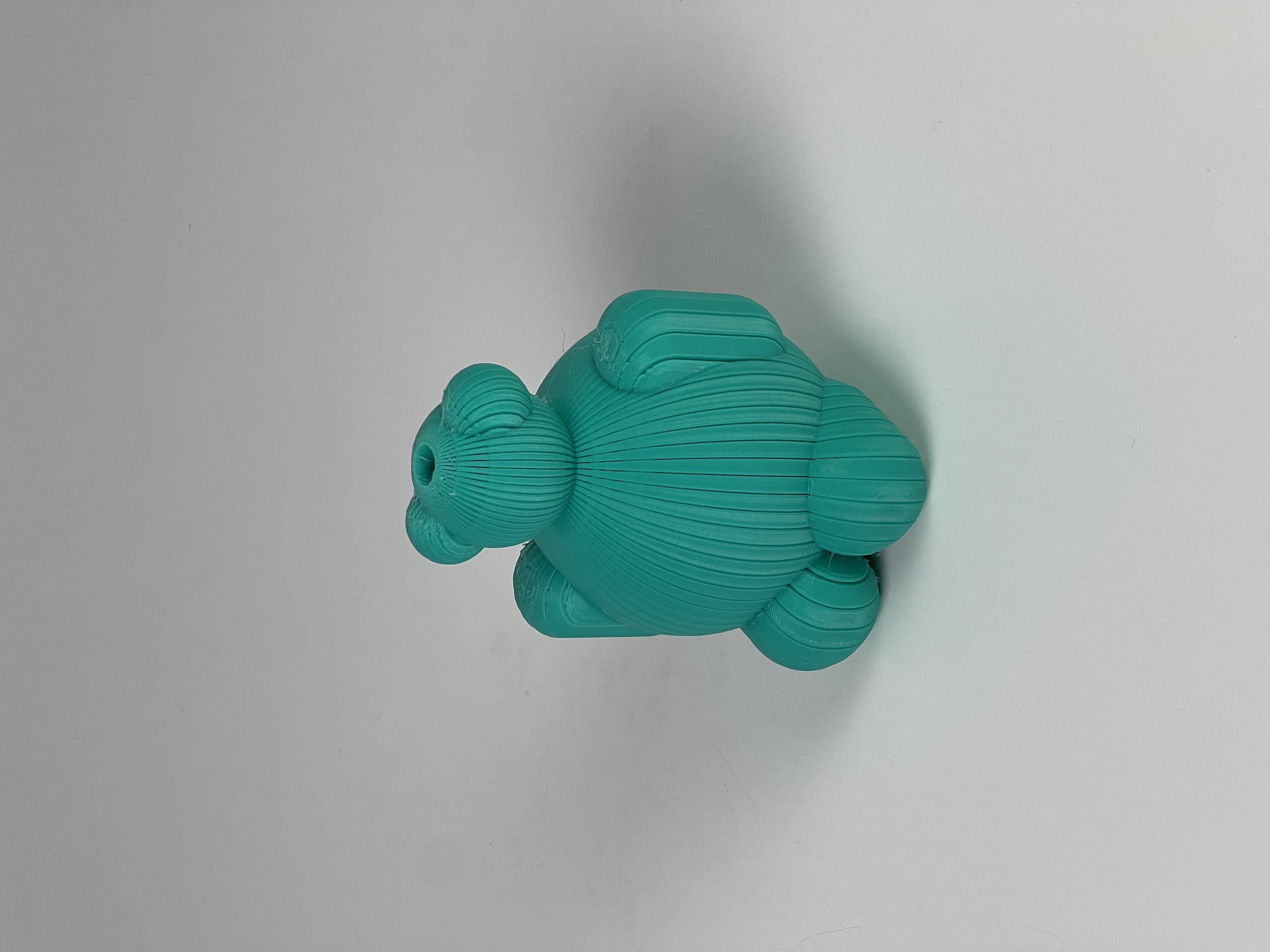 CUTE MINIMALISTIC BEAR FIGURE