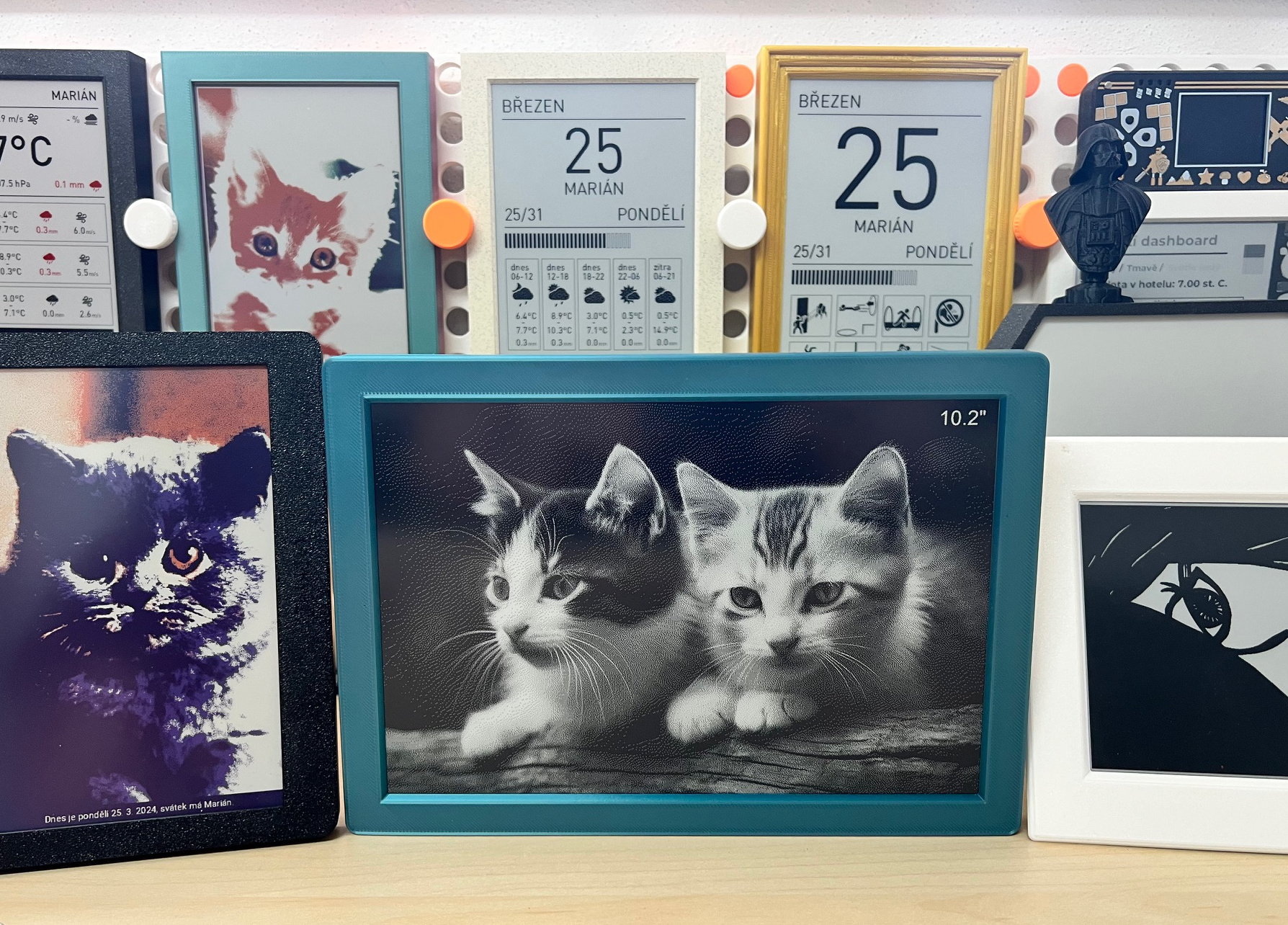 Rámeček pro ePaper 10.2" Good Display a LáskaKit ESPInk