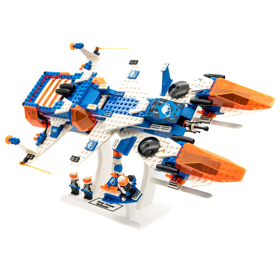 Display Stand for LEGO 6973 Ice Planet 2002 - Deep Freeze Defender