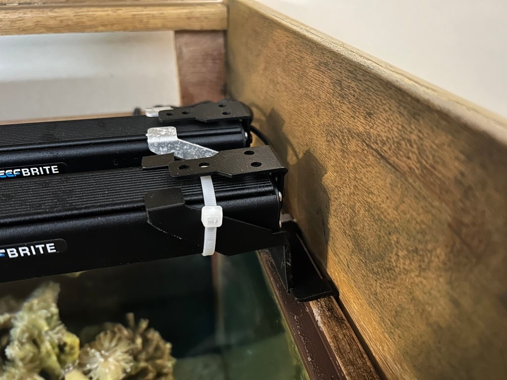 Fishtank light bracket — miniatura 3
