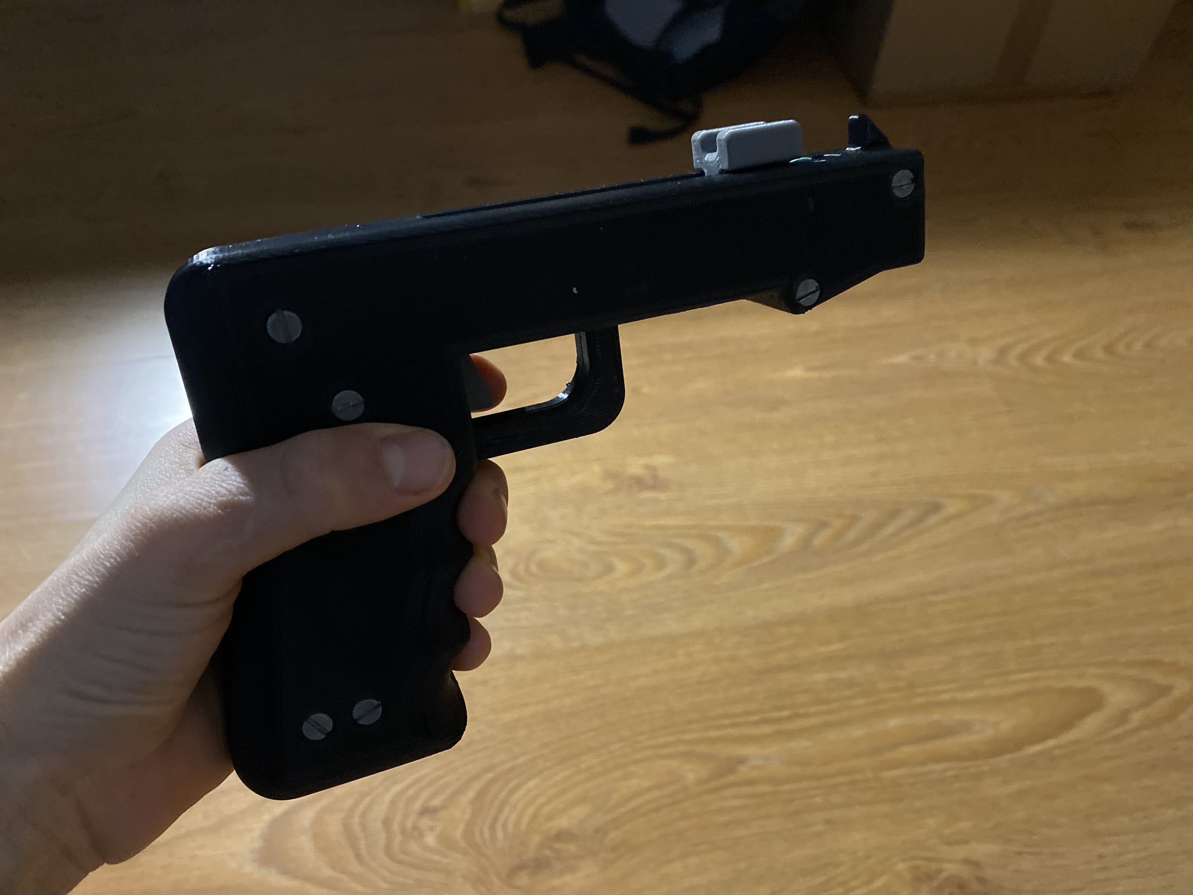 BEER CAP GUN
