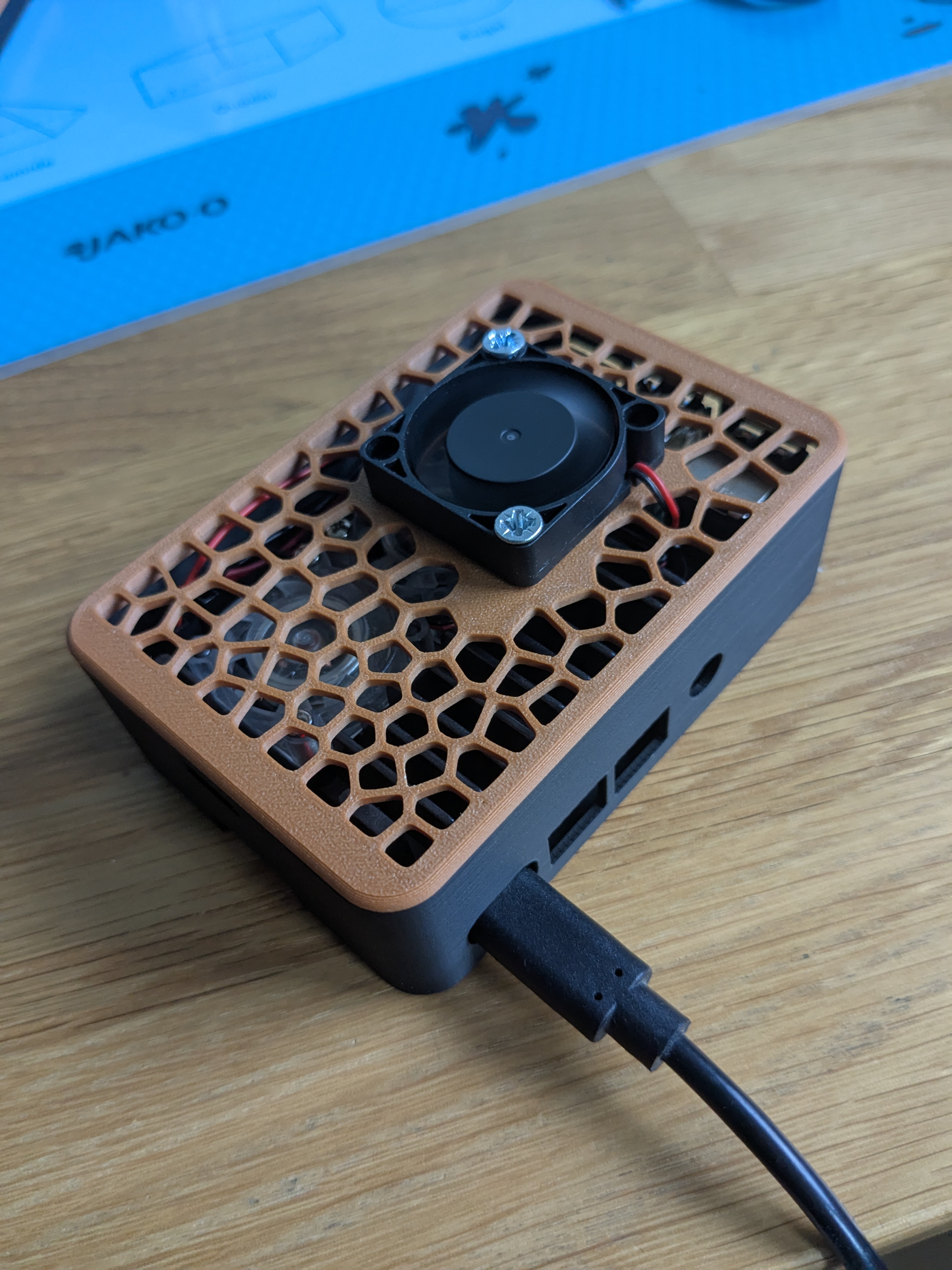 Raspberry Pi 4 Case with 30 mm Fan mount