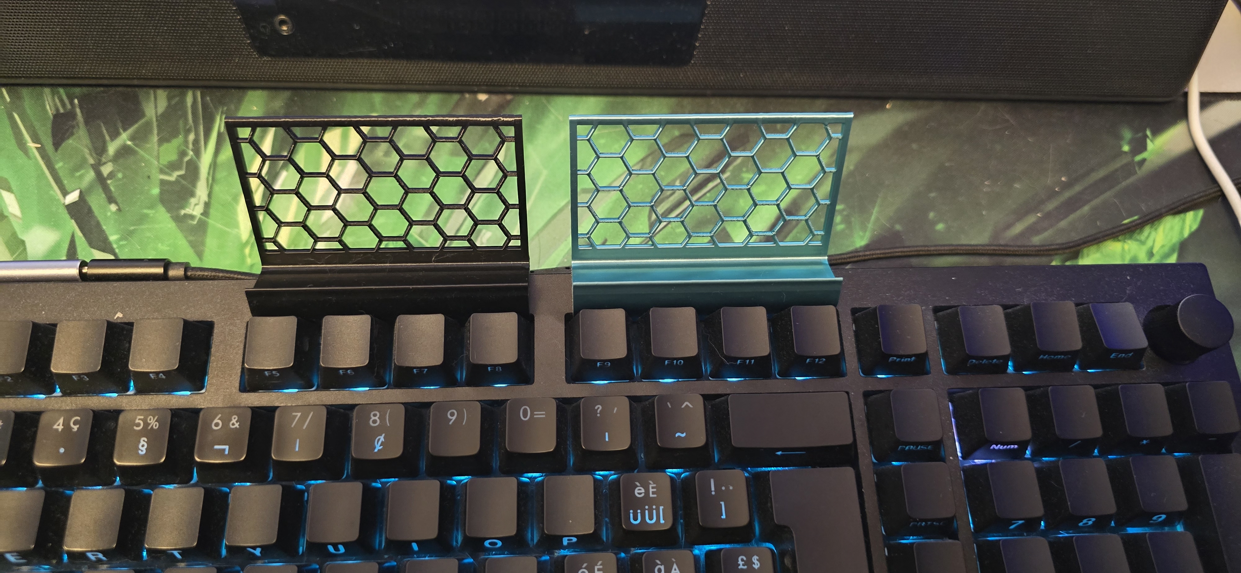 Keychron V/Q Smartphone holder