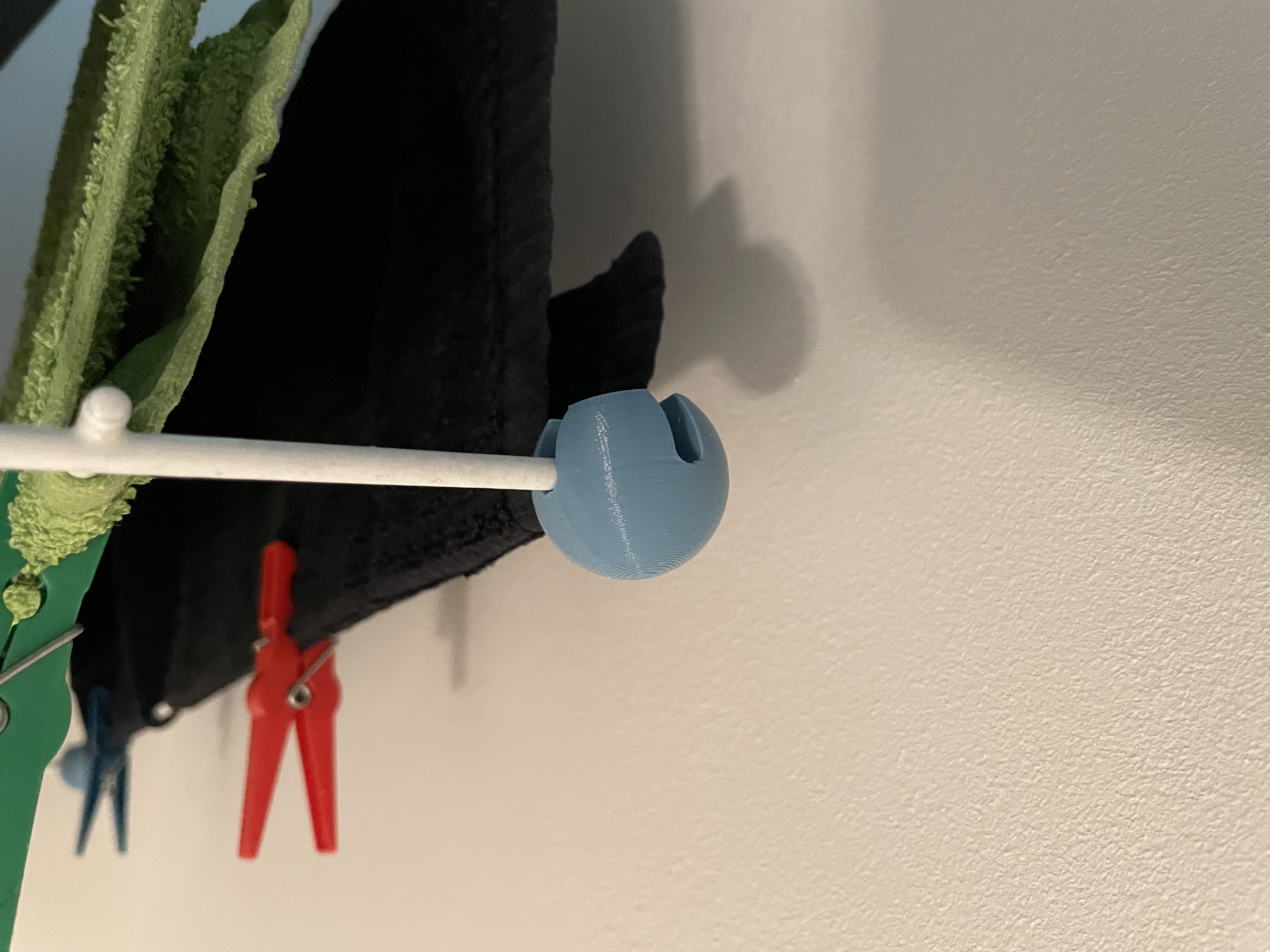 Laundry rack corner protector