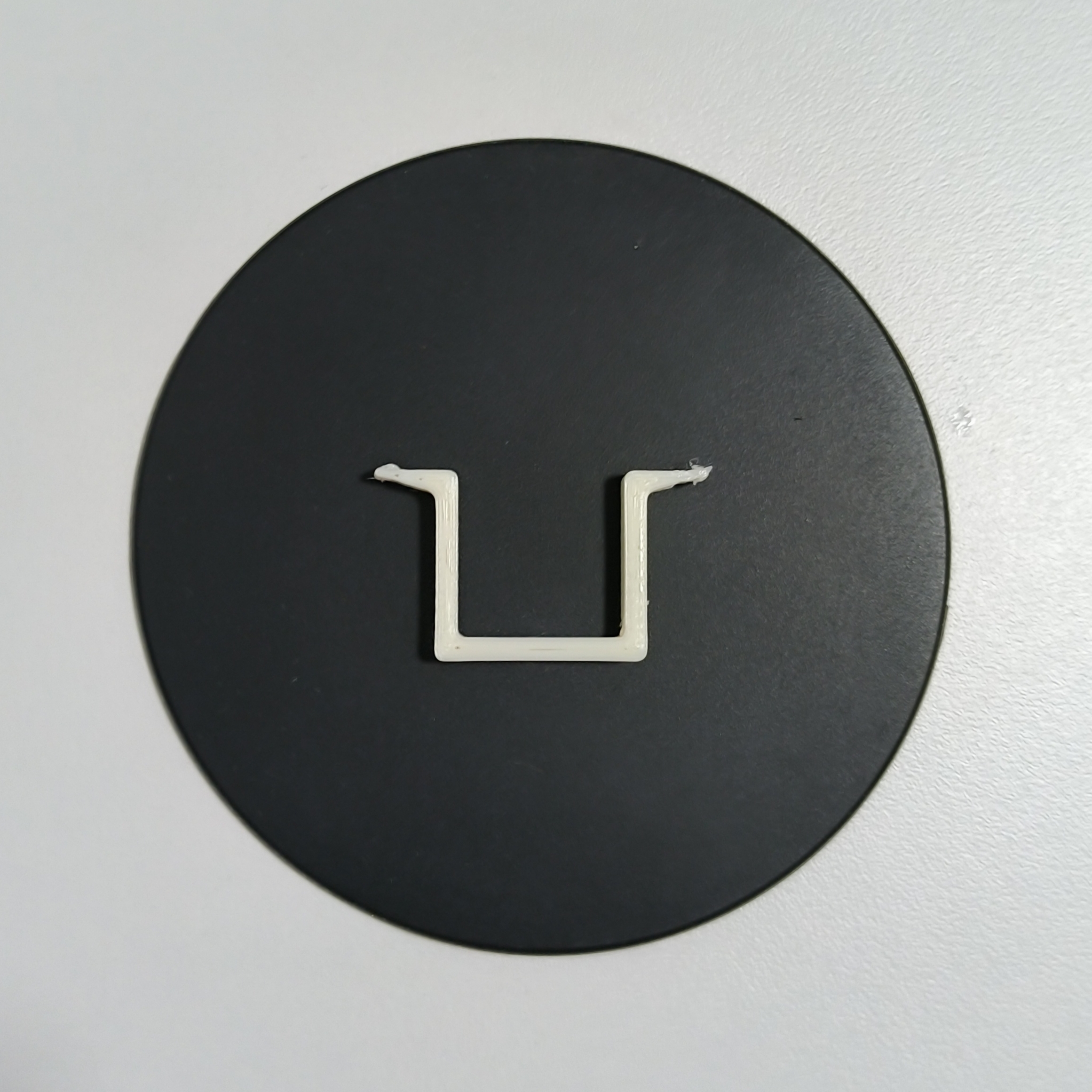 Square 2x2 cm cable mount