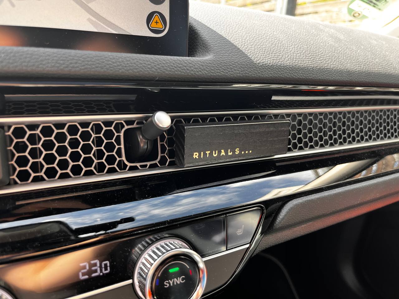 Rituals car air freshener holder for Honda Civic XI