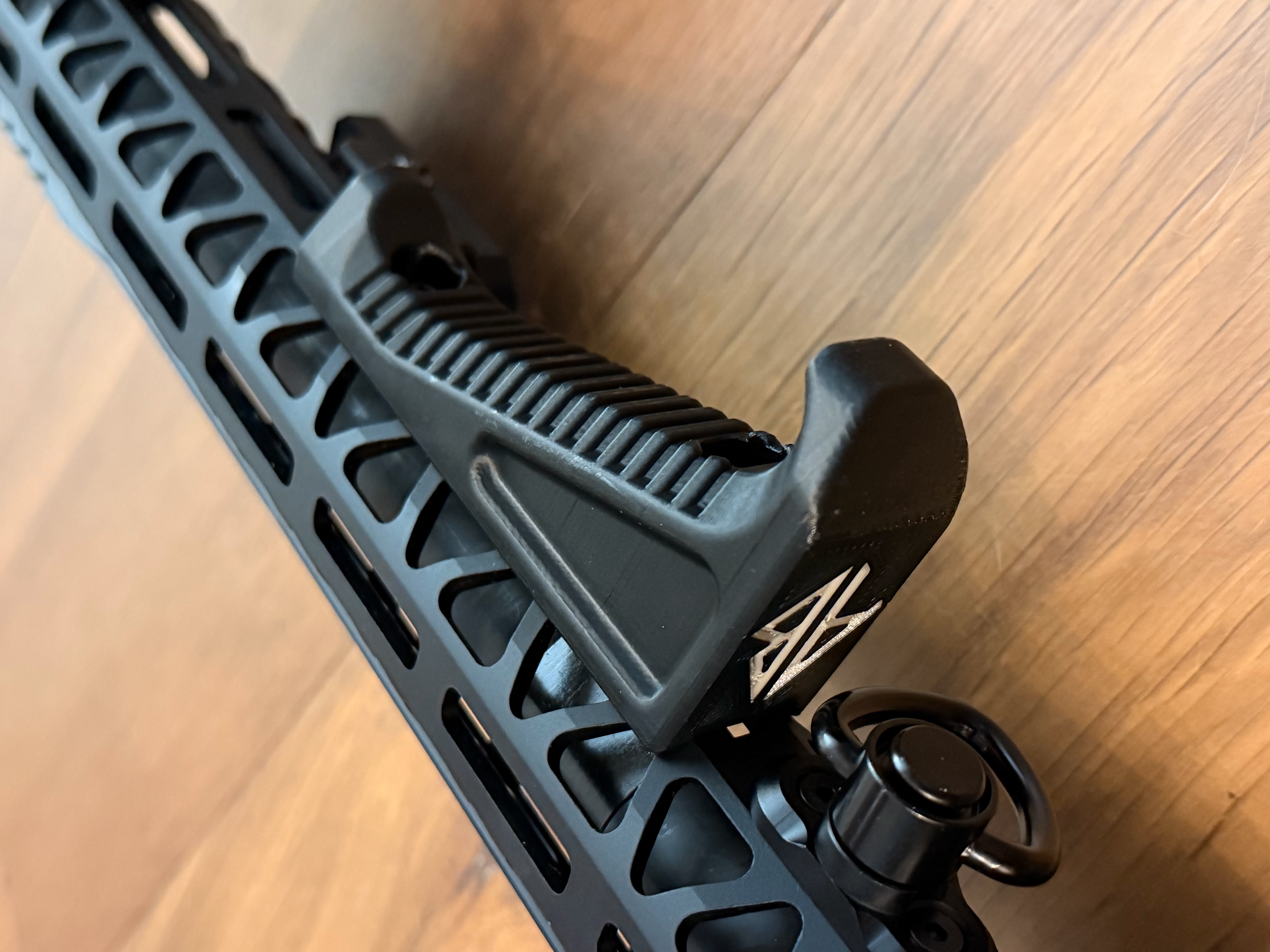 AR Foregrip — thumbnail 5