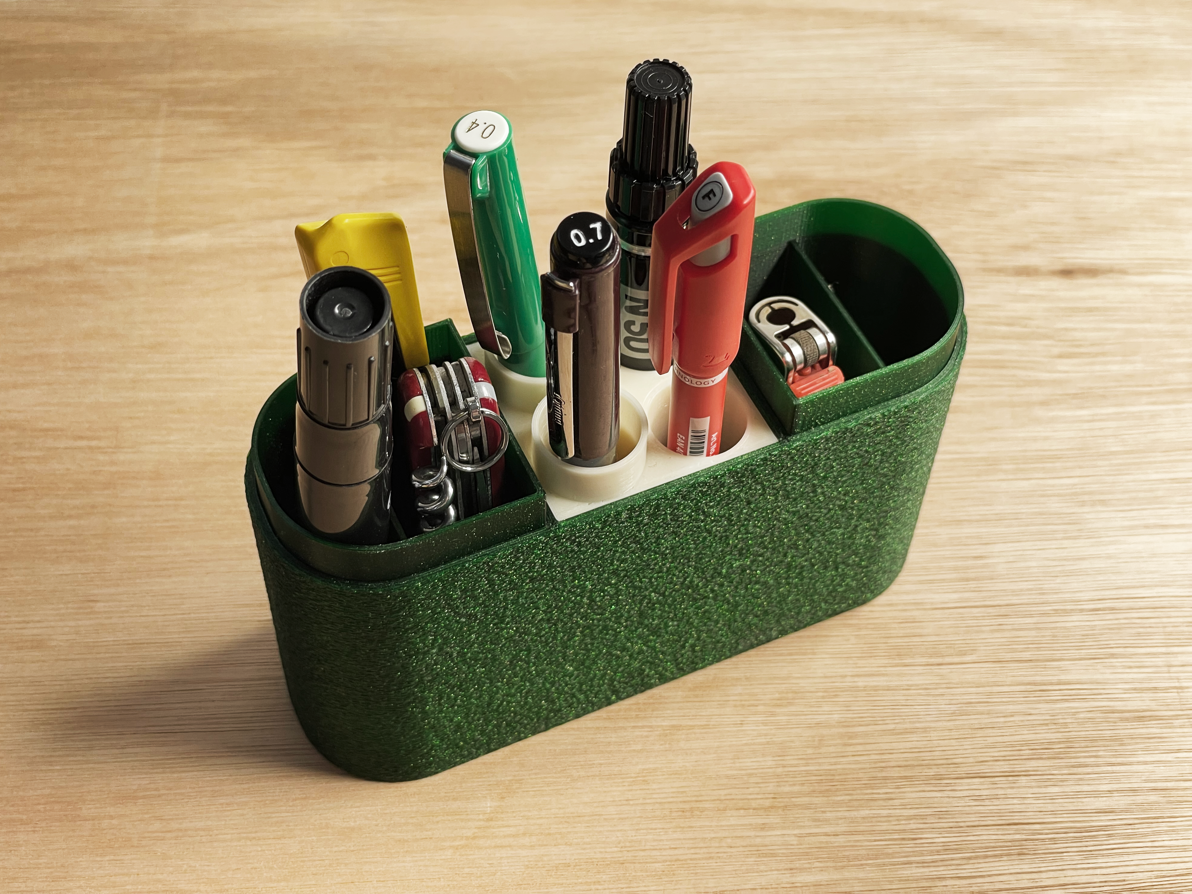 Essential Dekstop Organiser