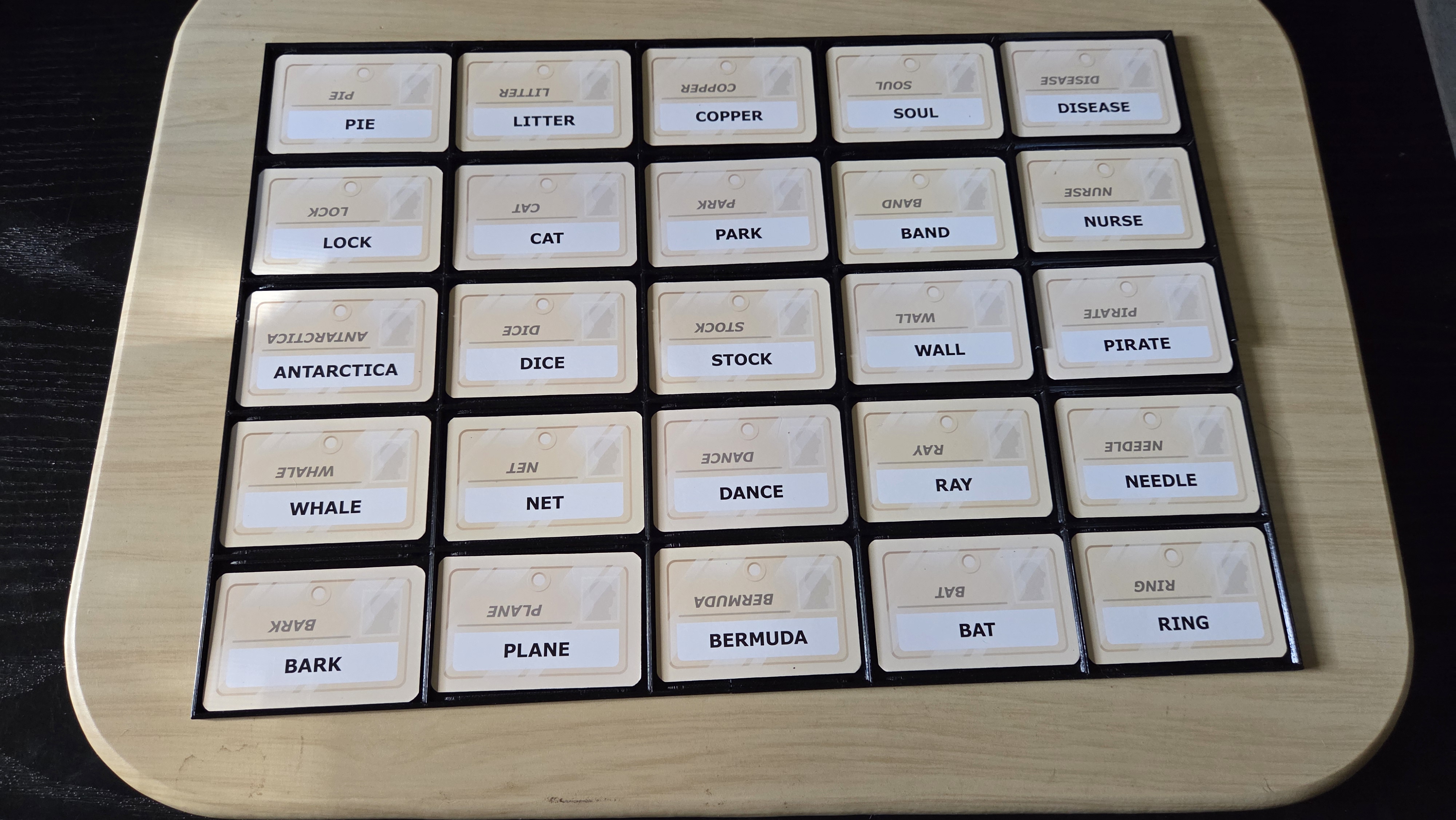 Codenames Game Tray — miniatura 4