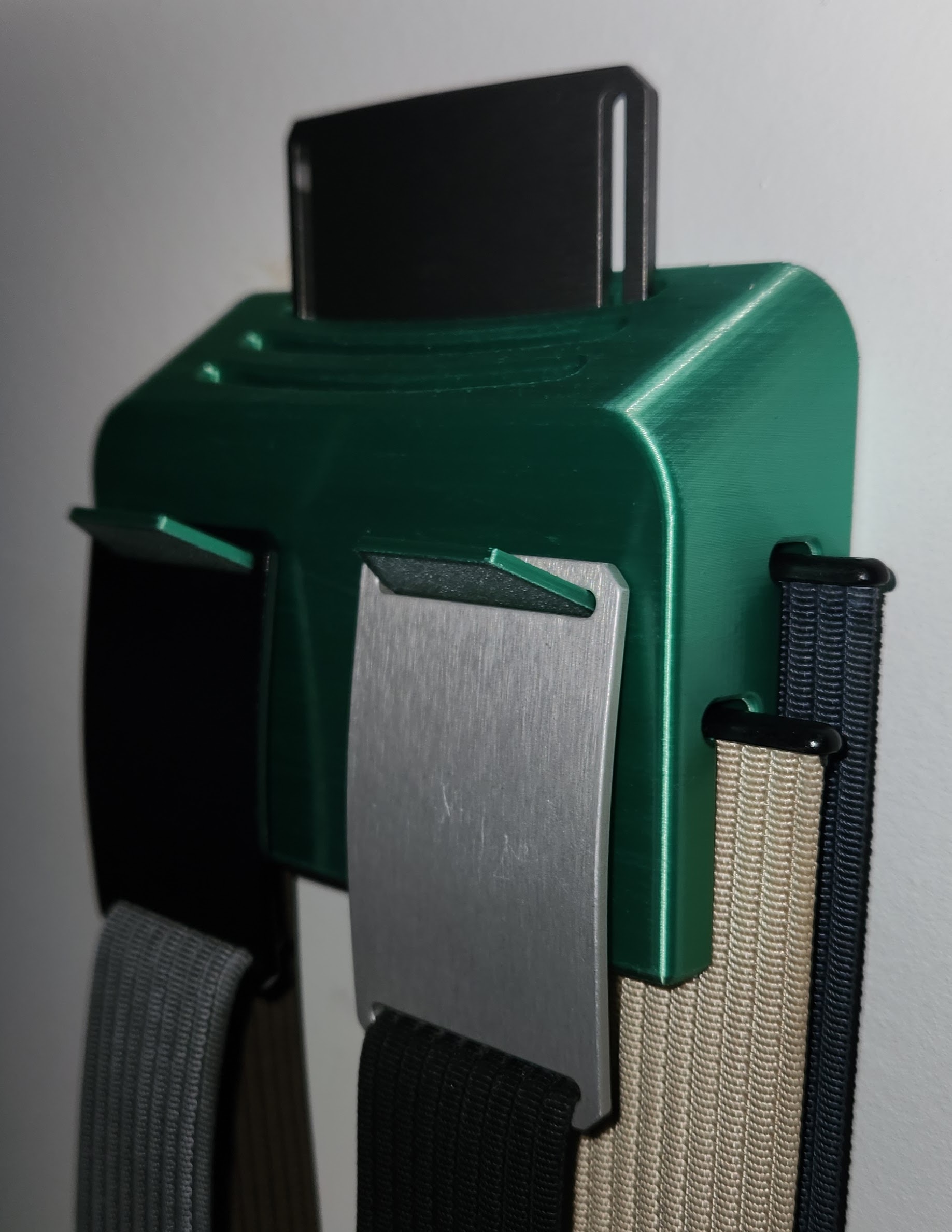 Grip6 Belt Hanger