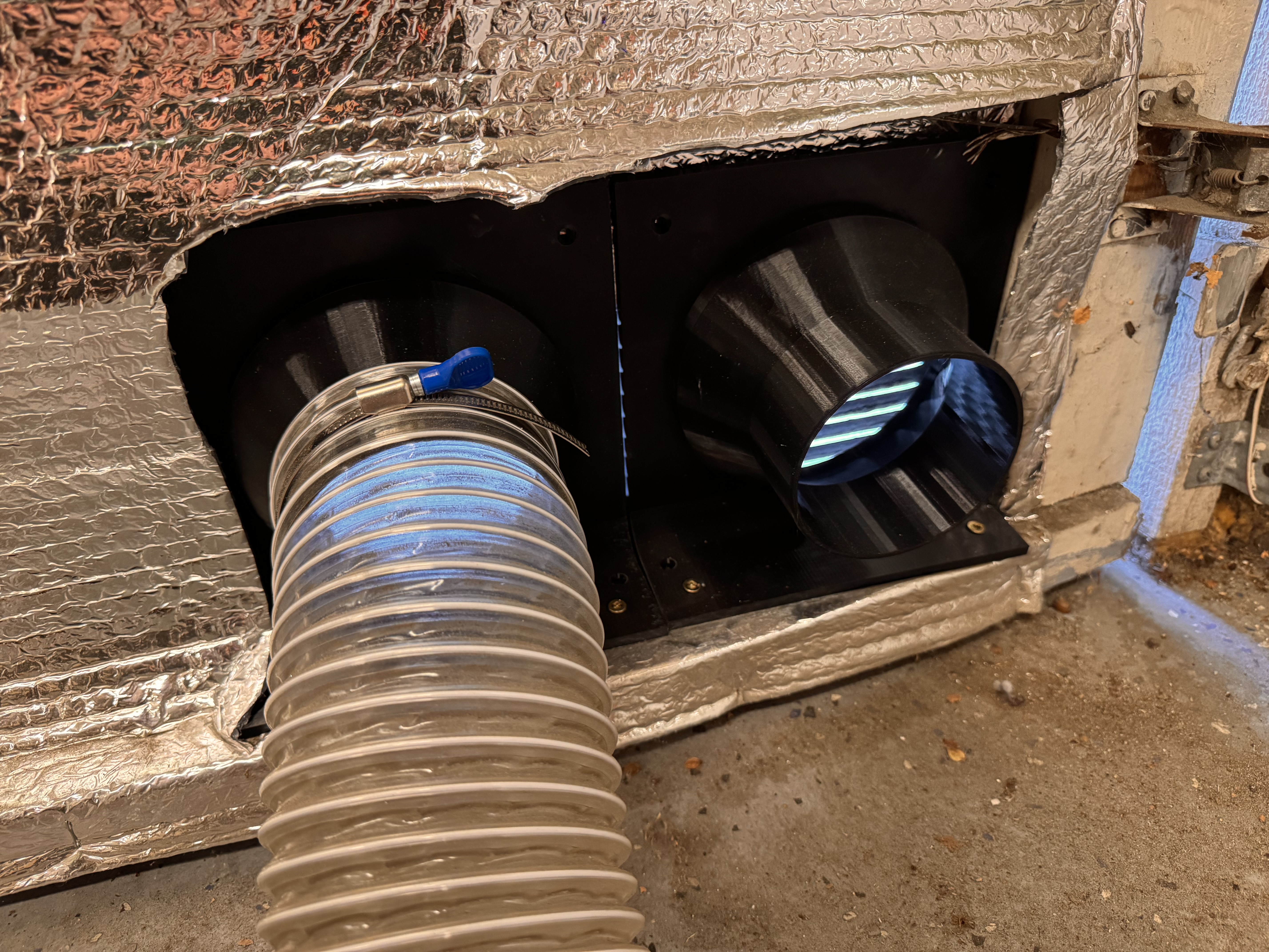 Garage Door Duct - 4 inch — thumbnail 2