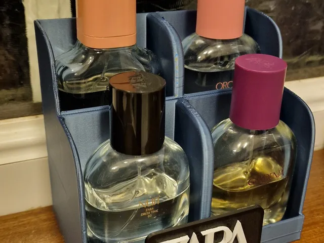 Zara Perfume Display