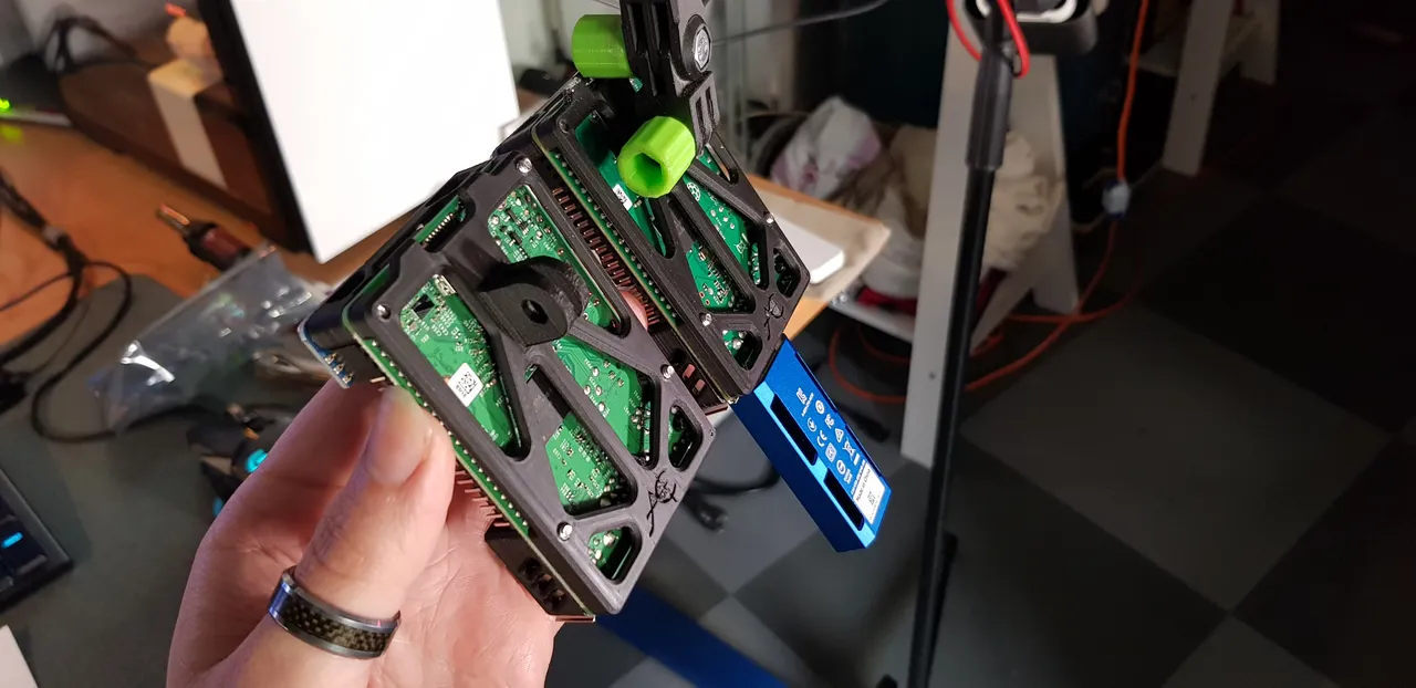 Pi Skeleton GoPro mount // Pi3+Camera+GoPro mount by AcE Krystal ...