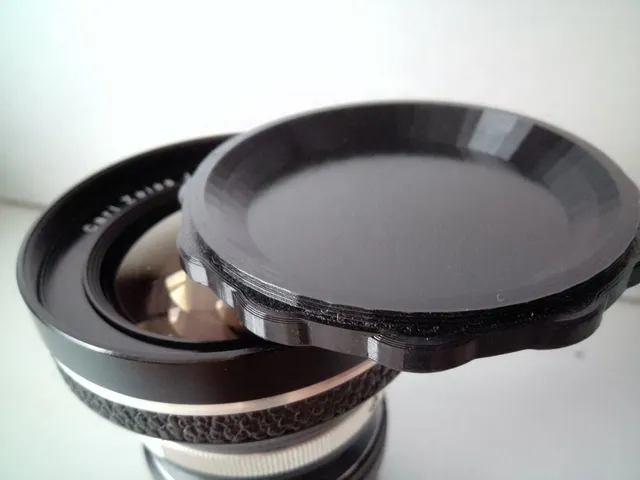Lens cap with 77mm thread