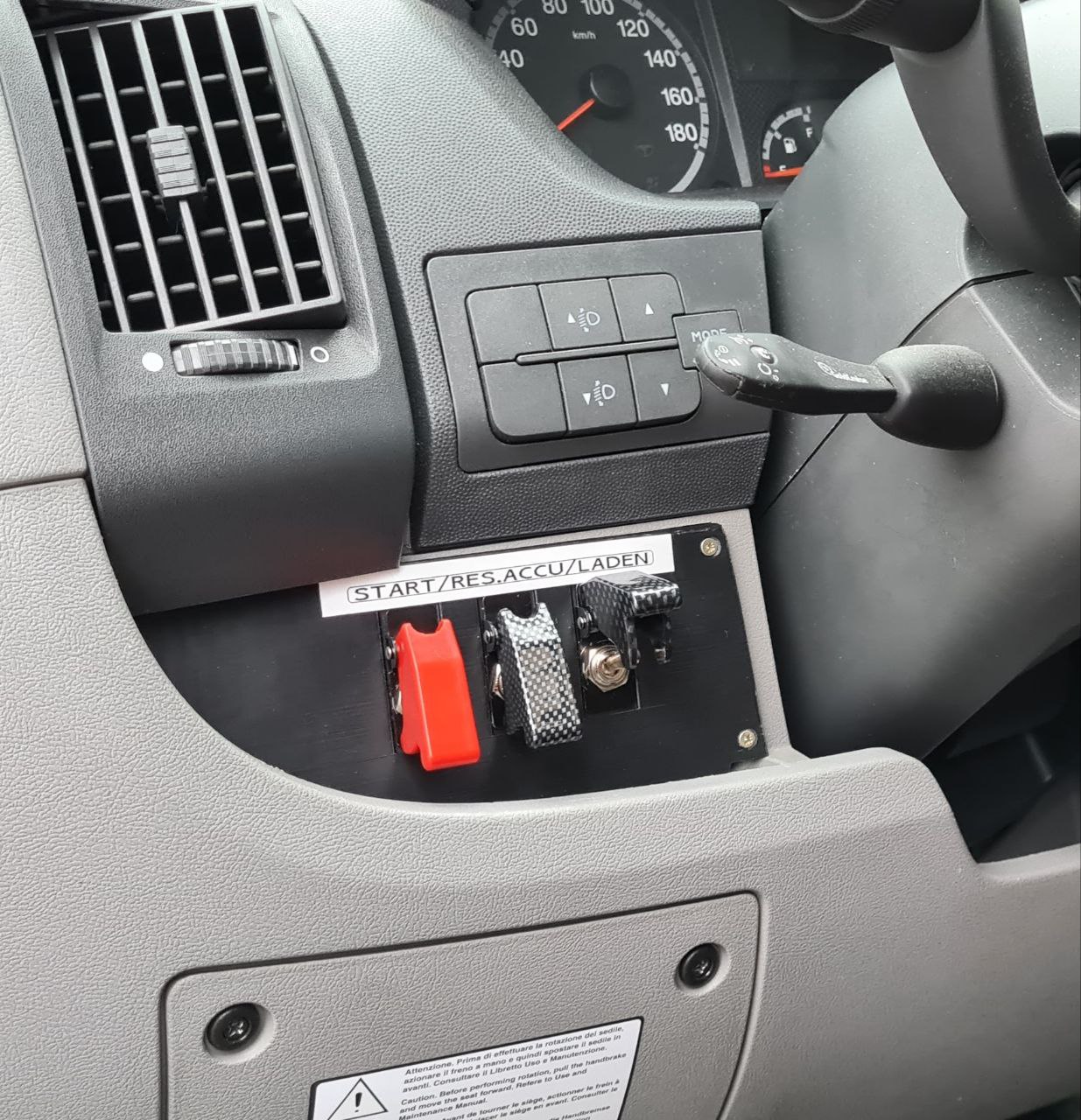 Fiat Ducato, Boxer, Jumper room for extra dashboard switches