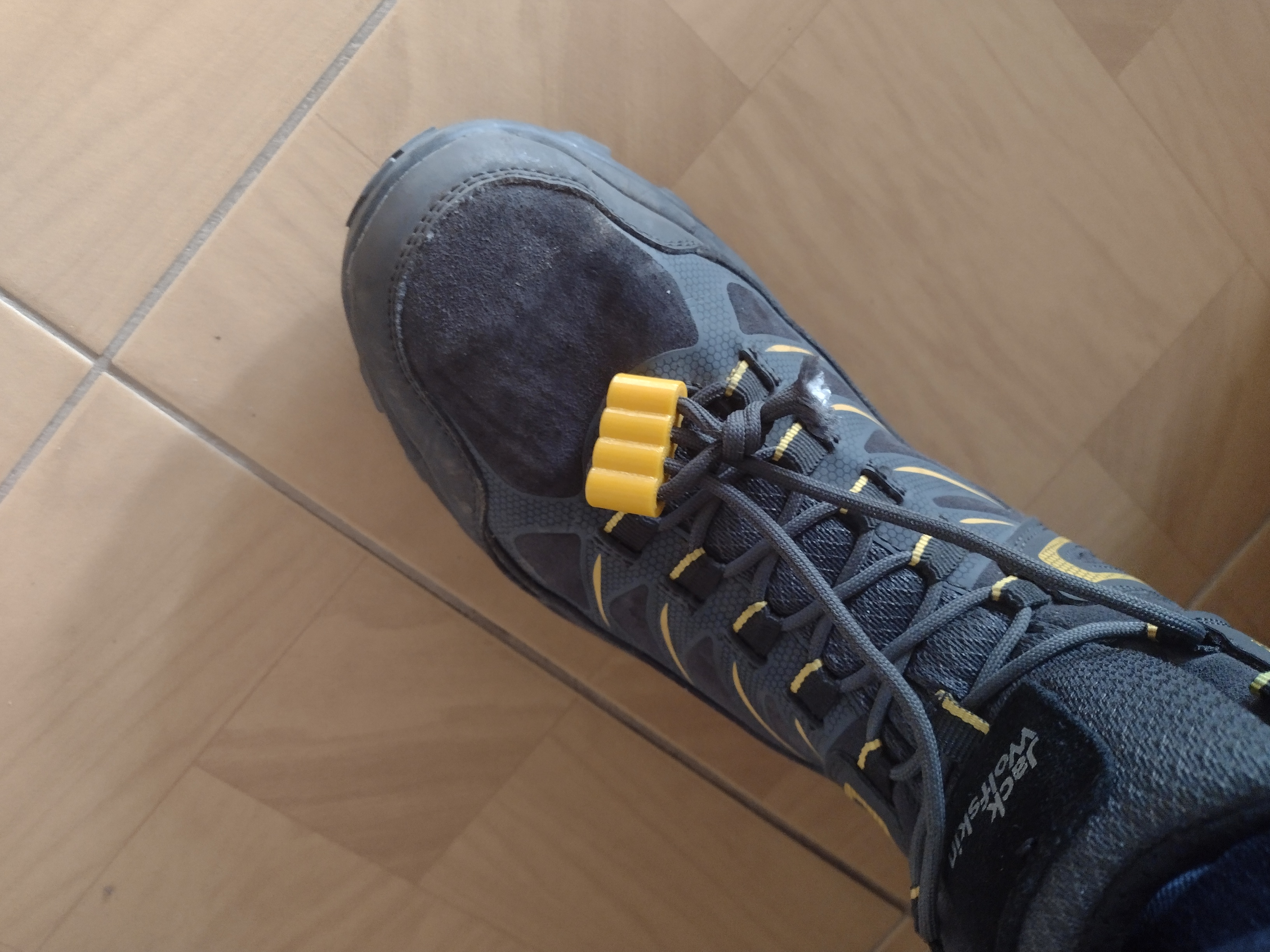 Picture of Shoelace lock / tamer by Sigmark | Download free STL model | Printables.com