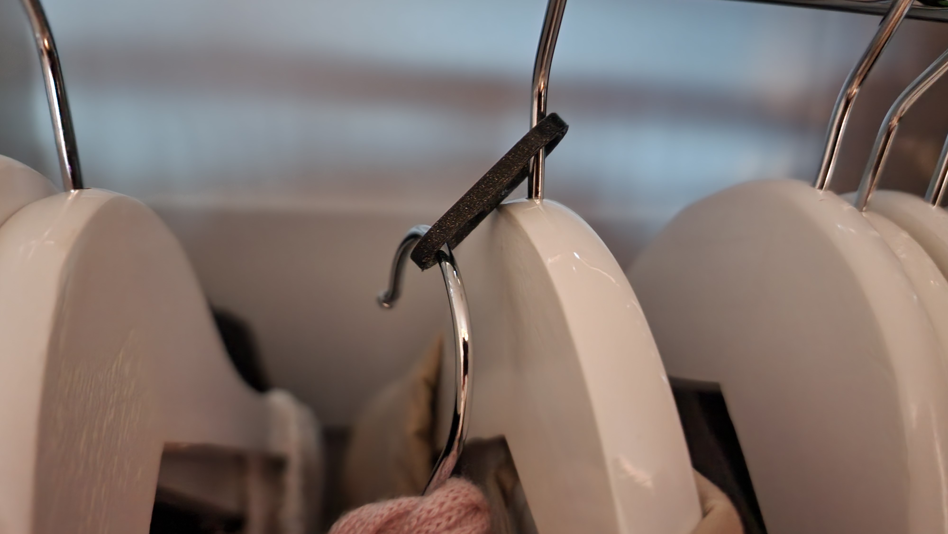 Clothes dual hanger