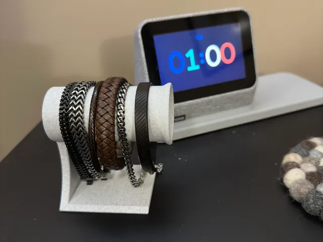 Bracelet Holder