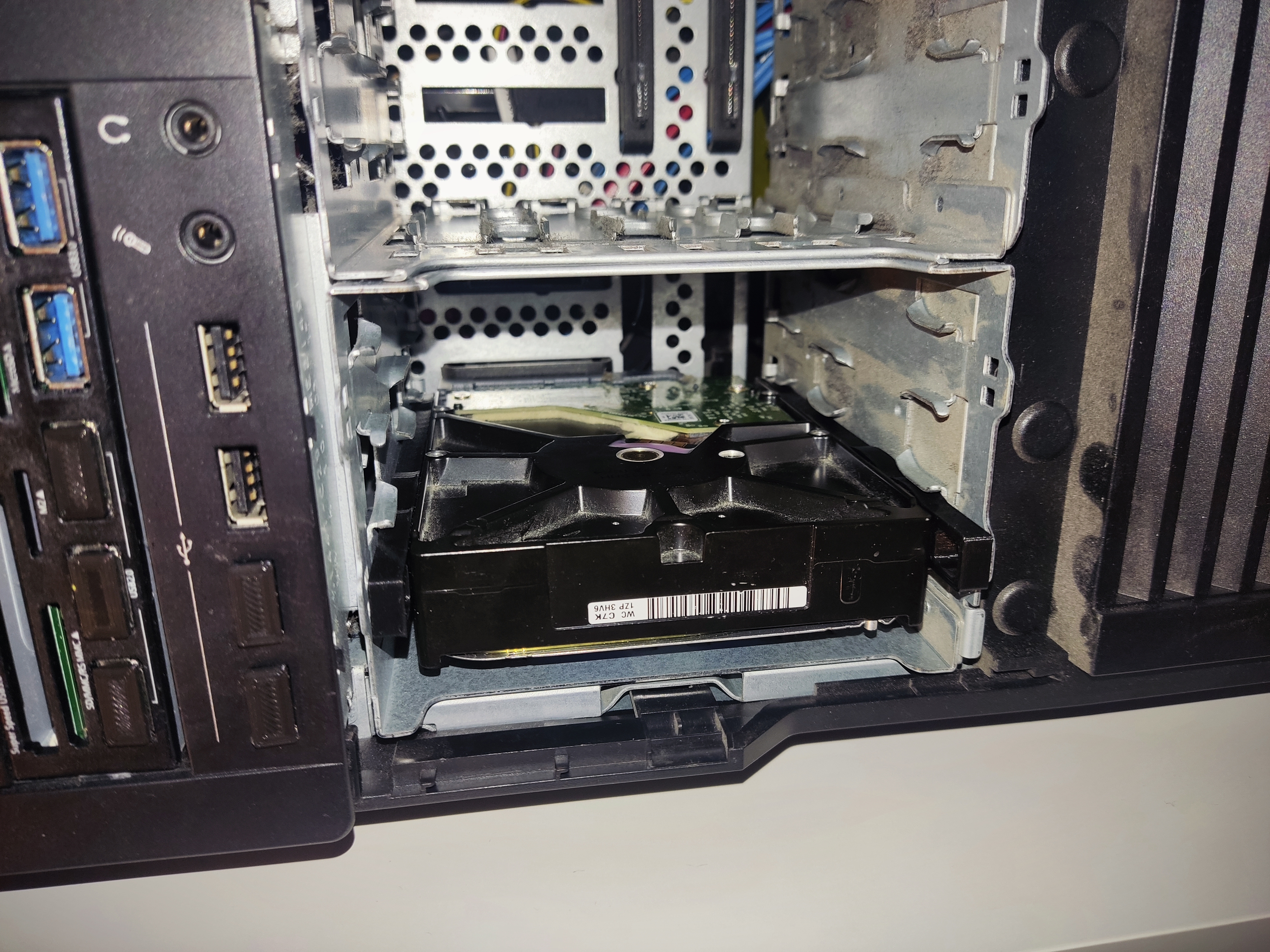Fujitsu Celsius M740Power 3.5" HD Caddy Rail