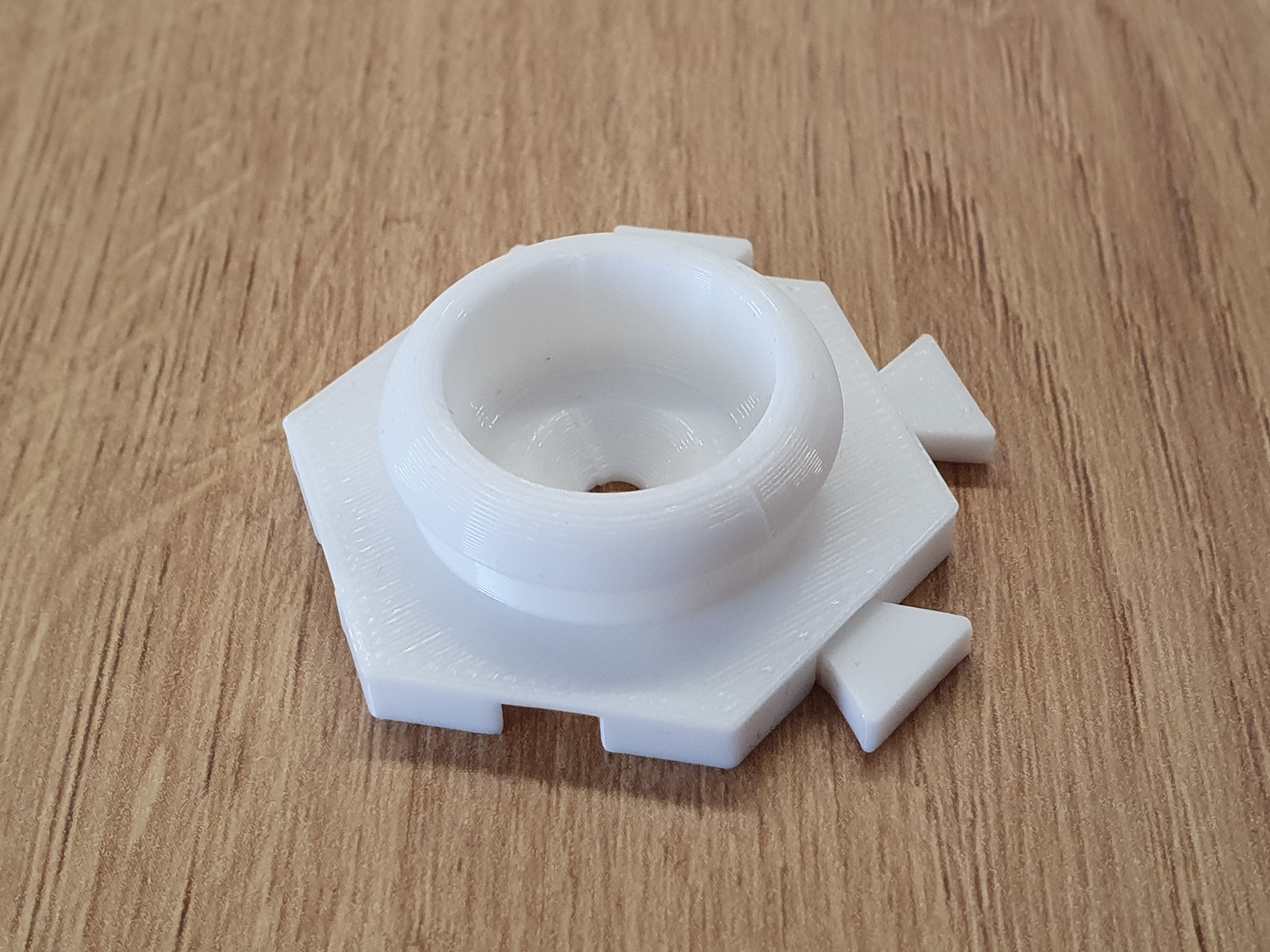 Miniatura 3 do modelo 3D Beer cap wall mount