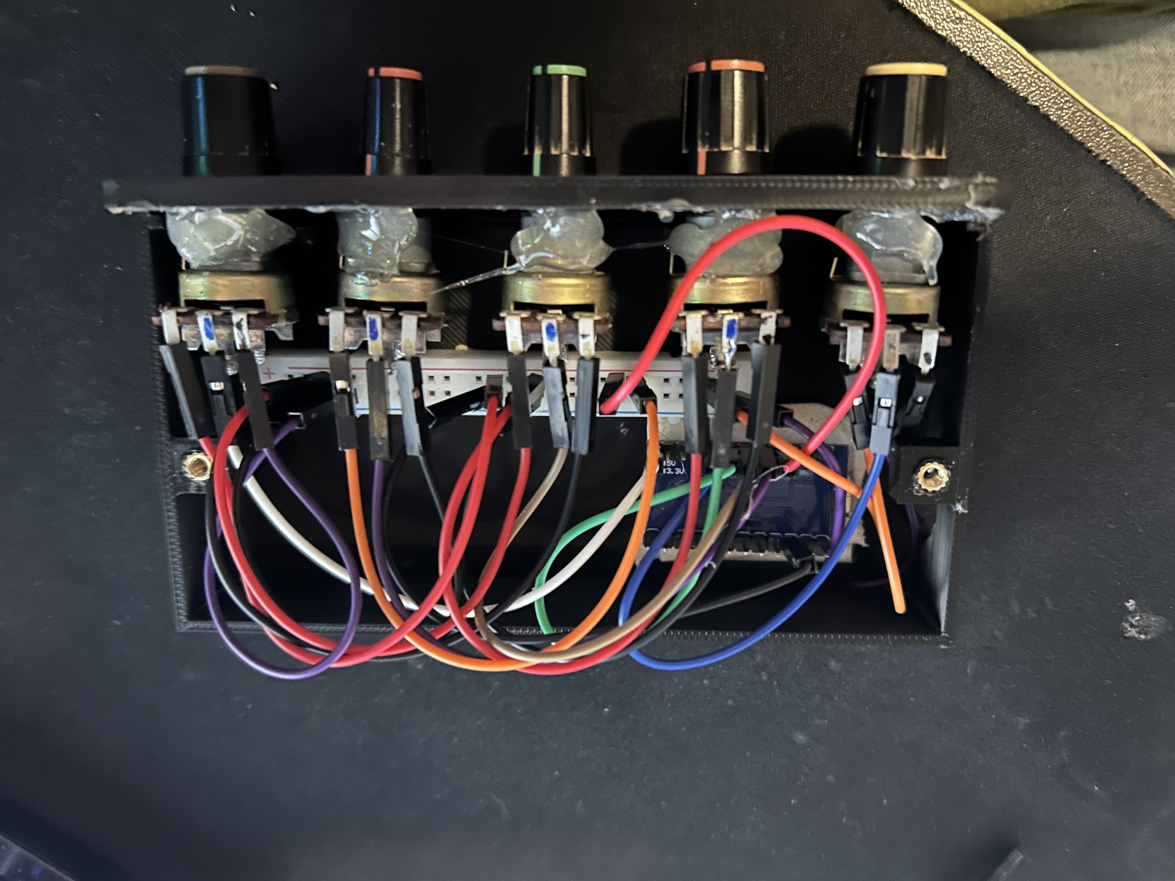 Miniatura 5 do modelo 3D Deej mixer Case