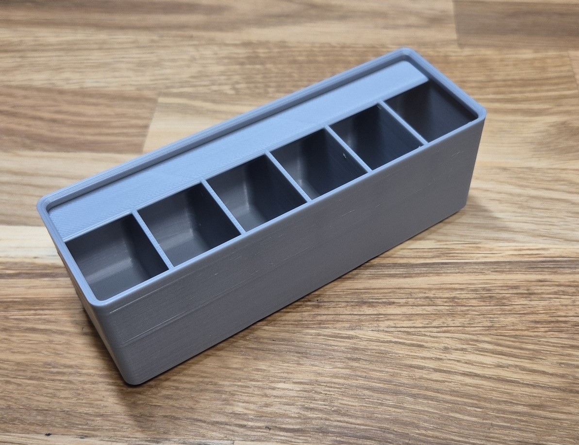Gridfinity divided labeled stackable bin 3x1x6 x6