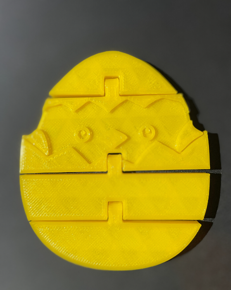 Flexi-Chick in easter egg