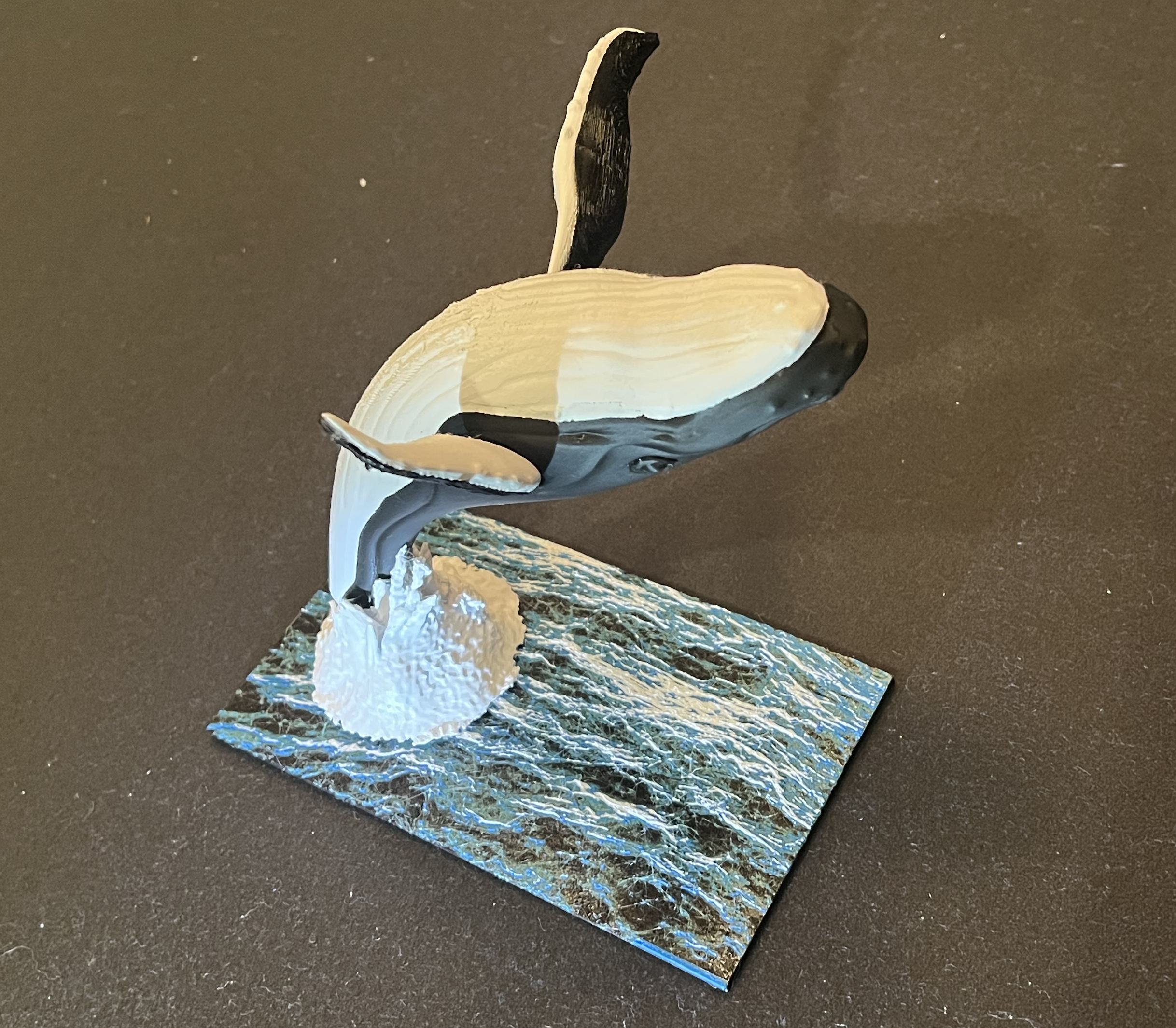 Miniatura 2 do modelo 3D Humpback Whale Breaching