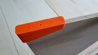 Drill guide for edge of plank
