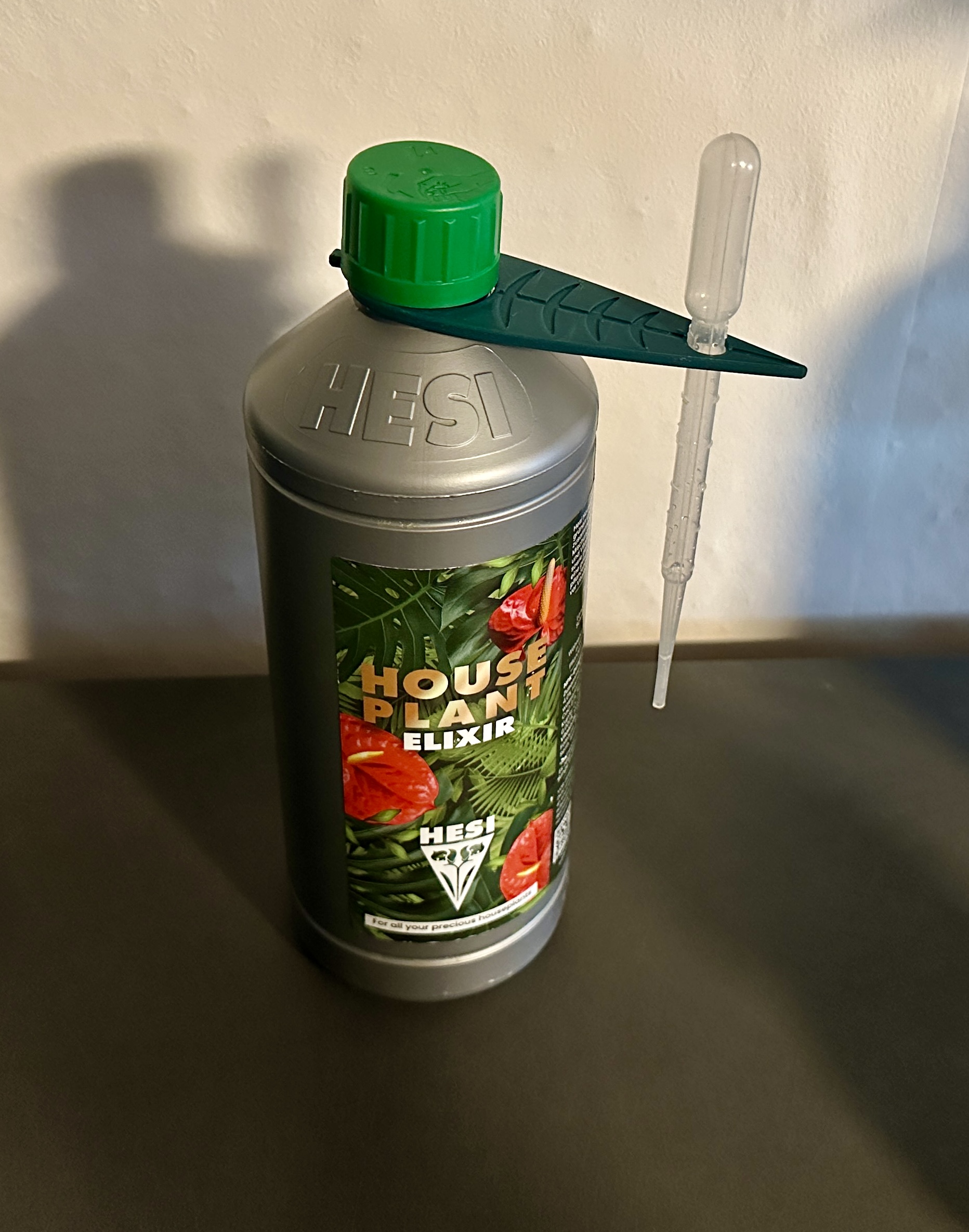 Pipette Holder for HESI Houseplant Elixir Bottles (Fertilizer)