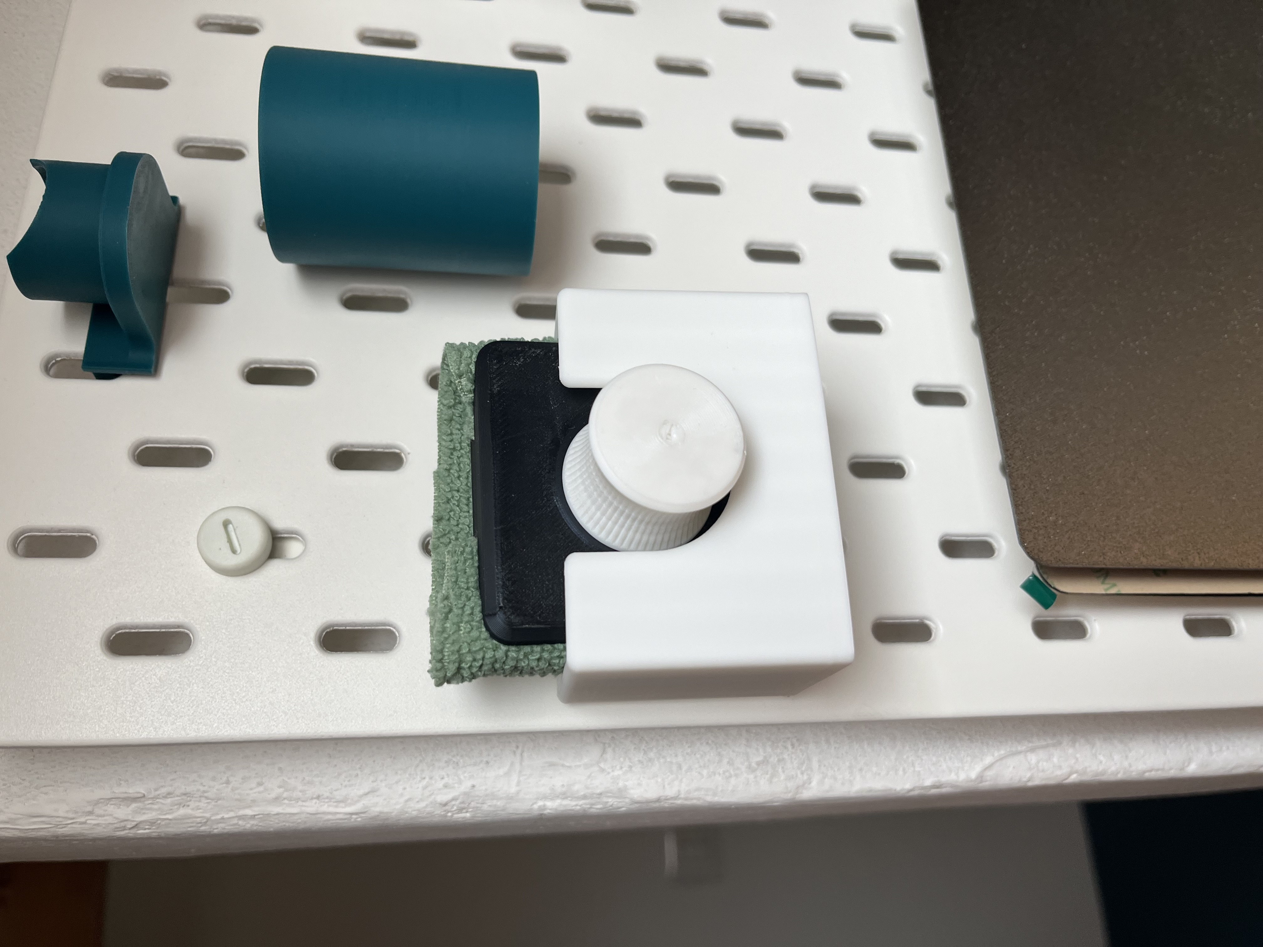 IKEA Skadis, build Plate Cleaner holder , universal hook