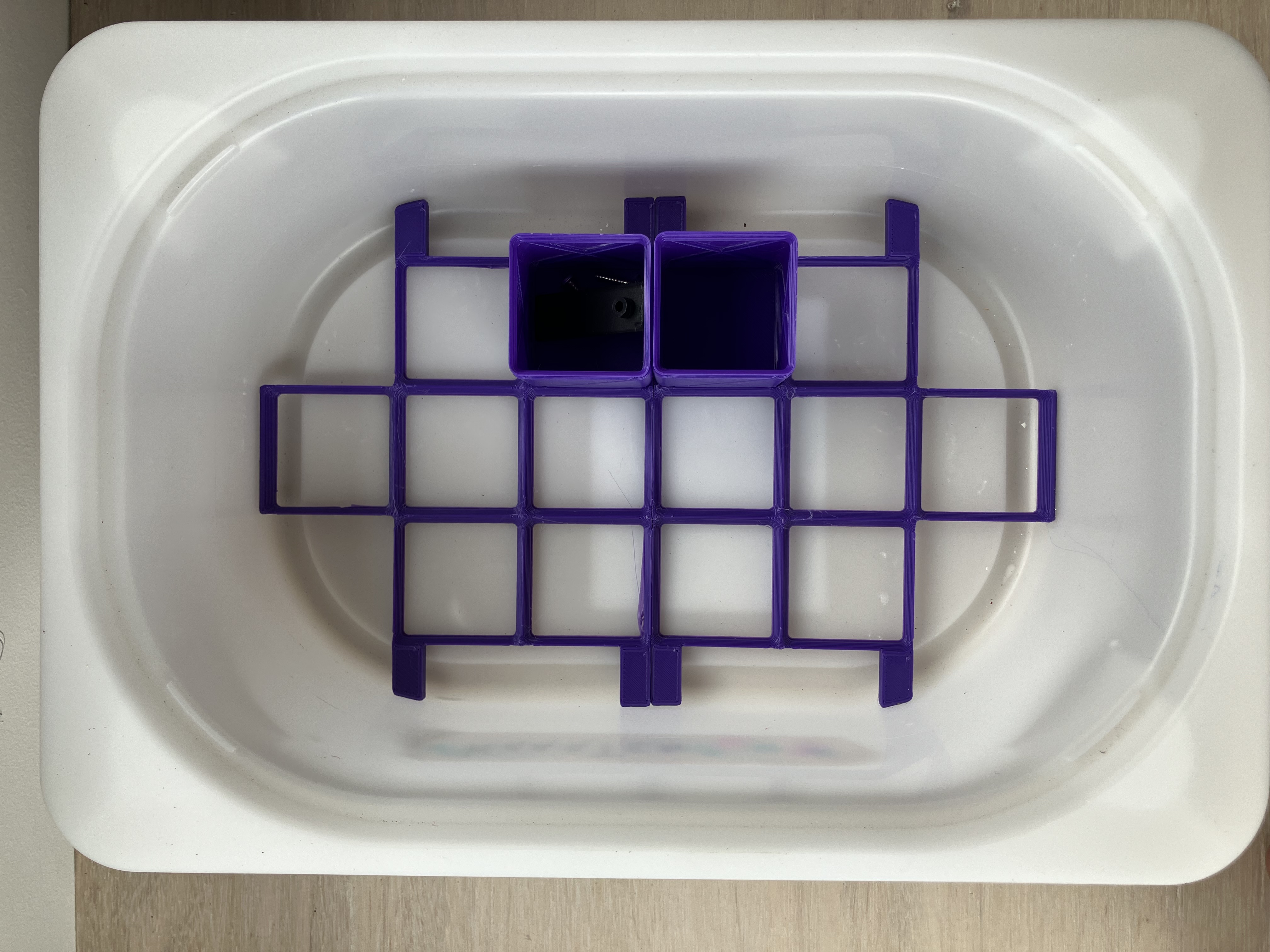 Gridfinity insert for IKEA Trofast for 20x30cm boxes