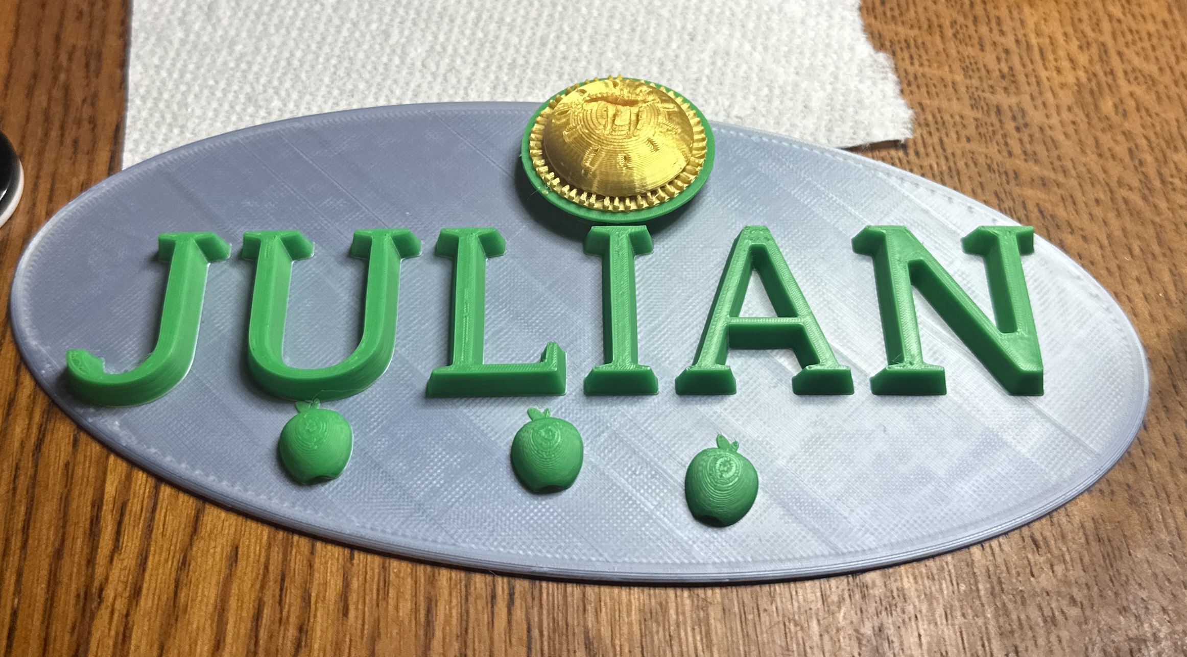 Car / bumper badge - Julian pie - 3-4 color no AMS