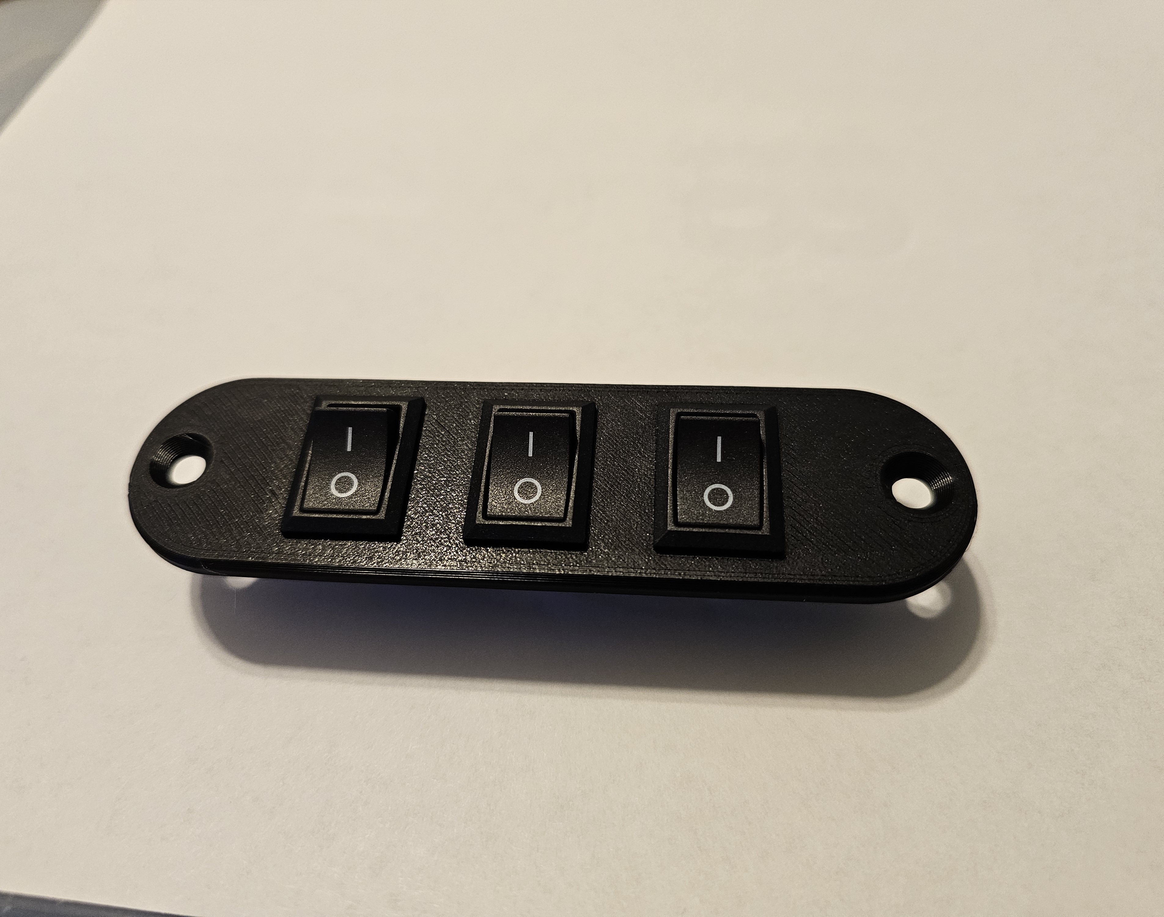 Parameterized Rocker Switch Cover Plate — thumbnail 3