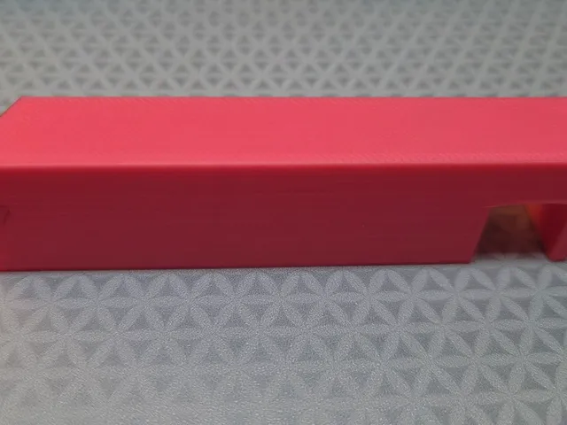 QIDI Q2 PLA door prop