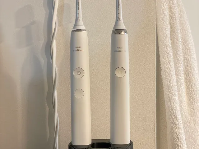 Philips Diamond Clean 2 Handle Stand and Charging Station