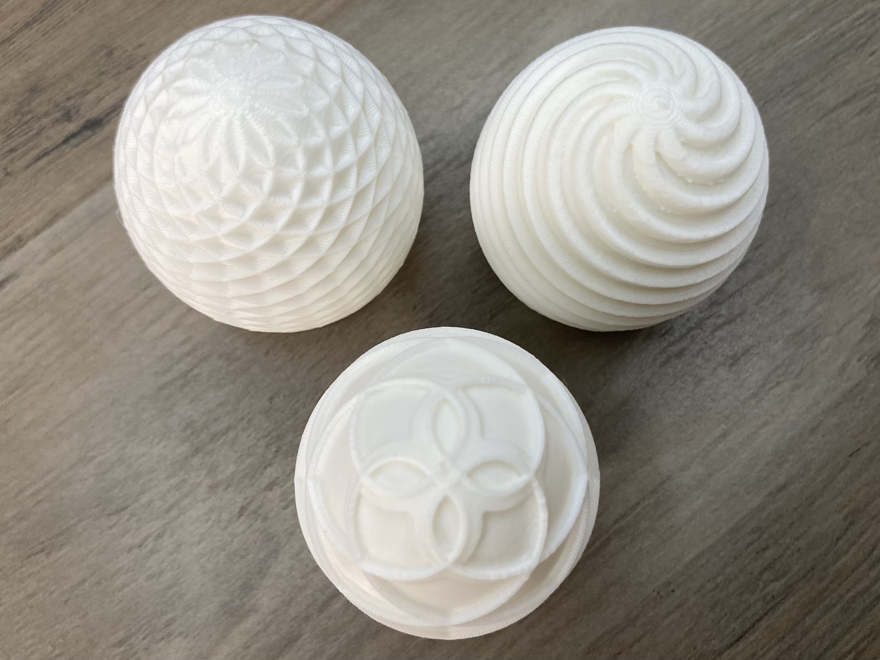 Miniatura 4 do modelo 3D 3 Fibonacci Easter Eggs