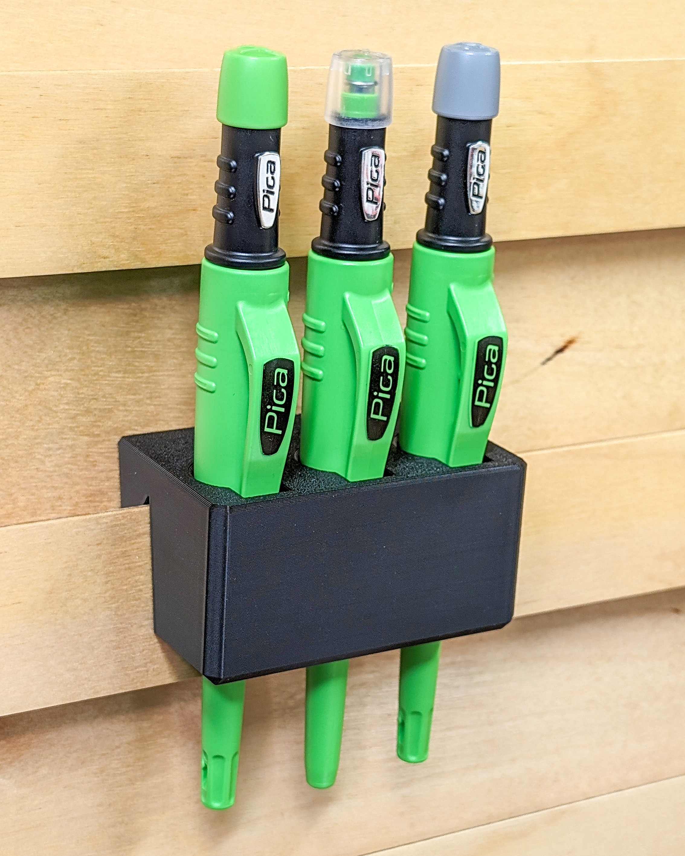 Pica Dry / Fine Dry French Cleat Holder