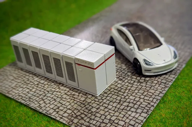 Tesla Powerpack - main unit and inverter battery storage - HO OO scale