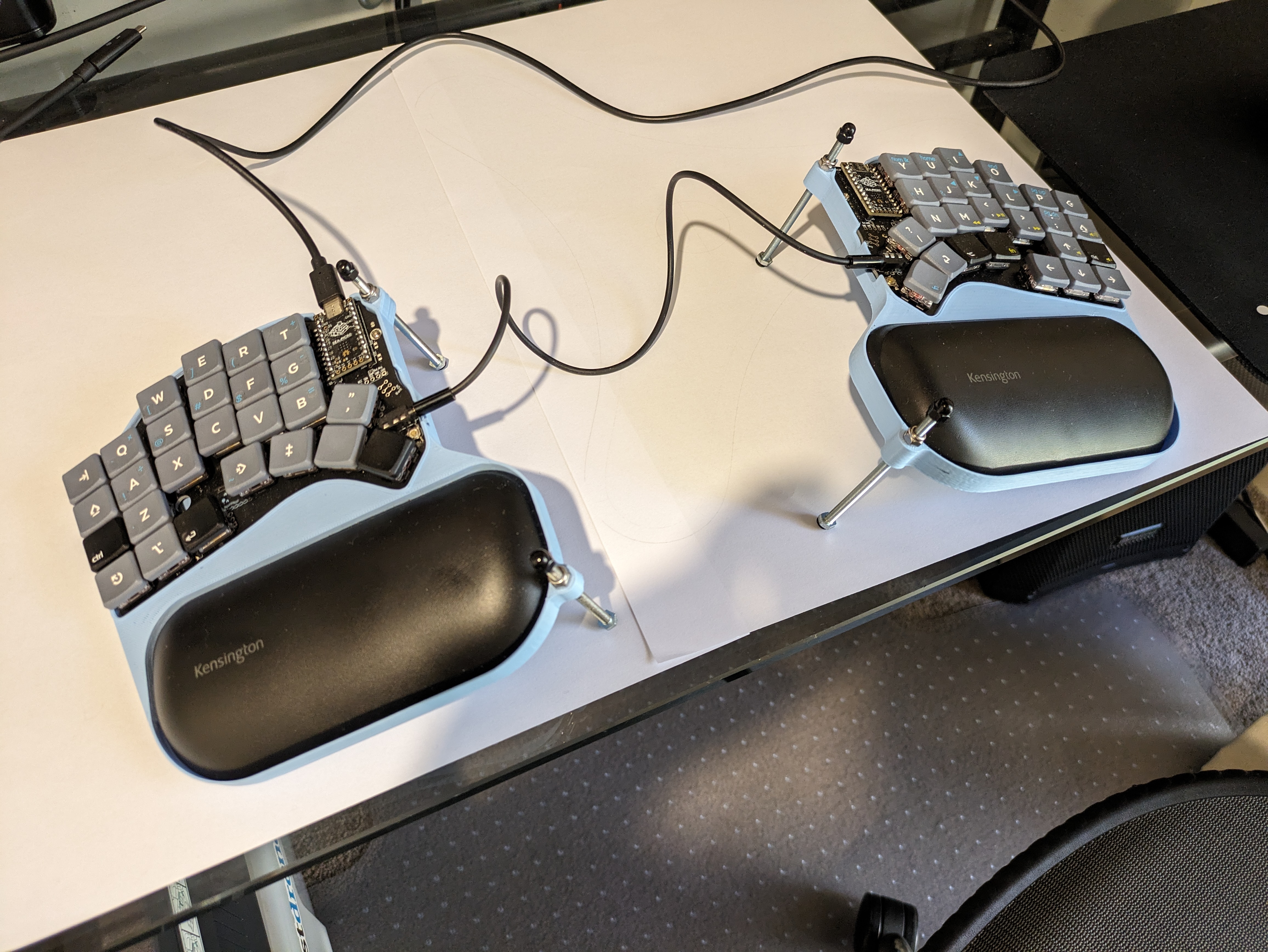 Hillside 52 Keyboard Case, Tented, with Wrist Rest