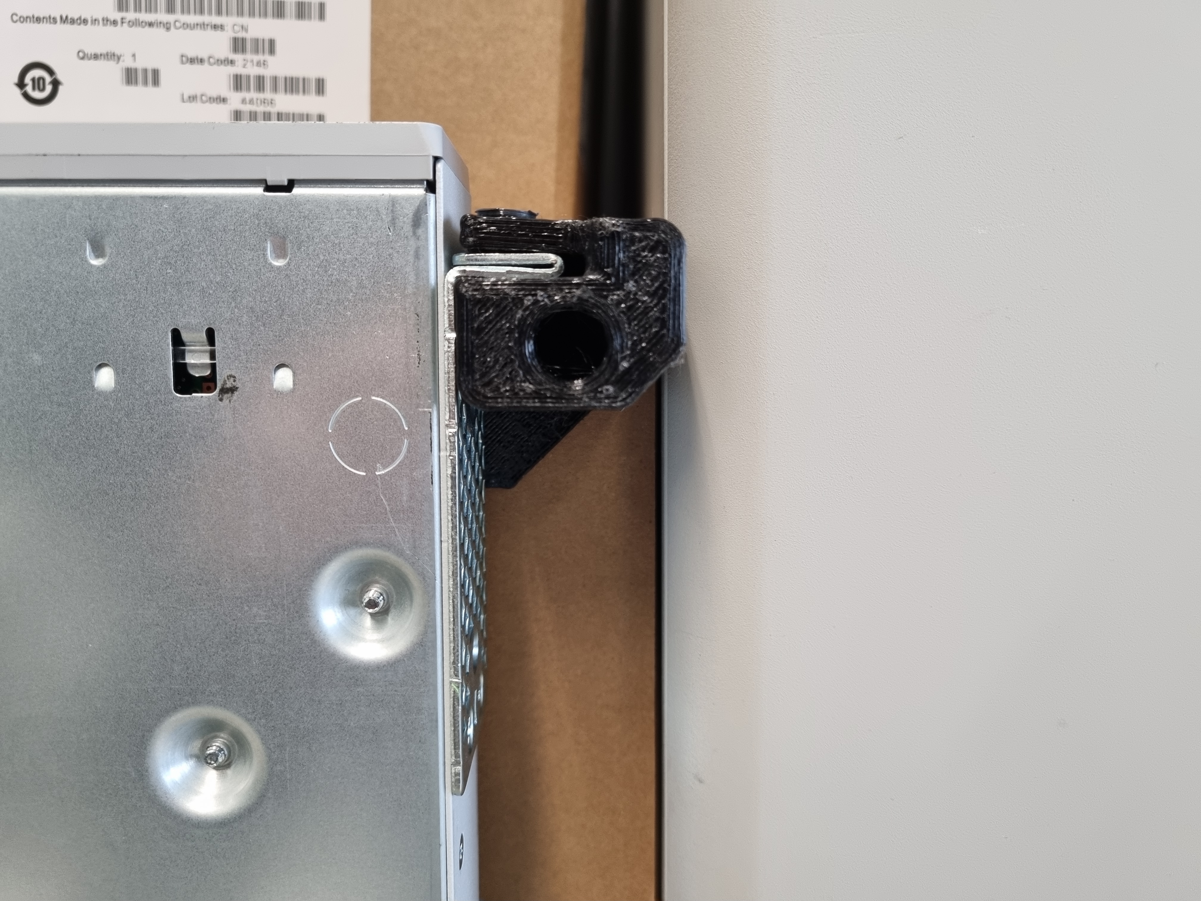 Miniatura 5 do modelo 3D Vertical rack ear mount holders