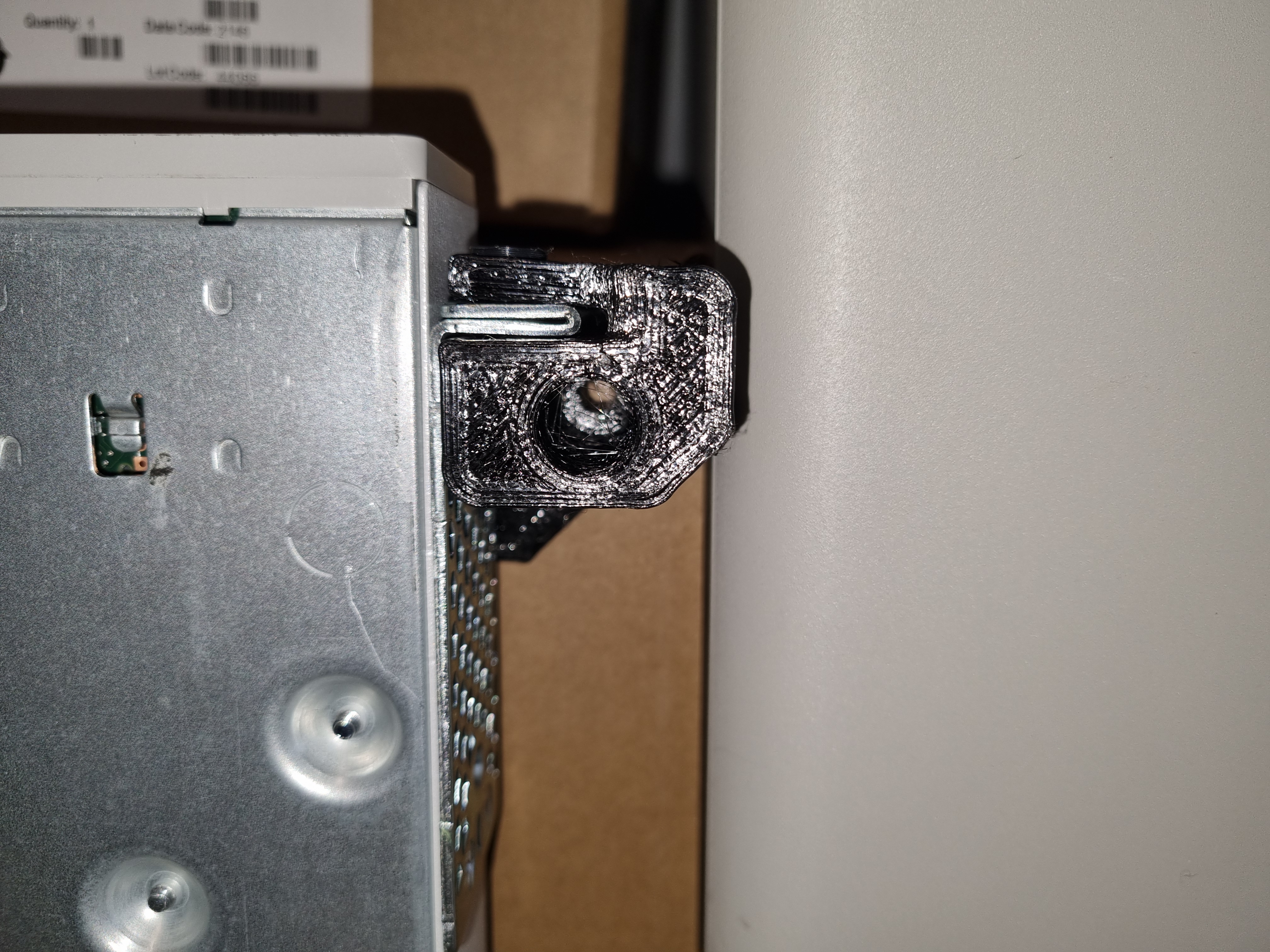 Miniatura 6 do modelo 3D Vertical rack ear mount holders