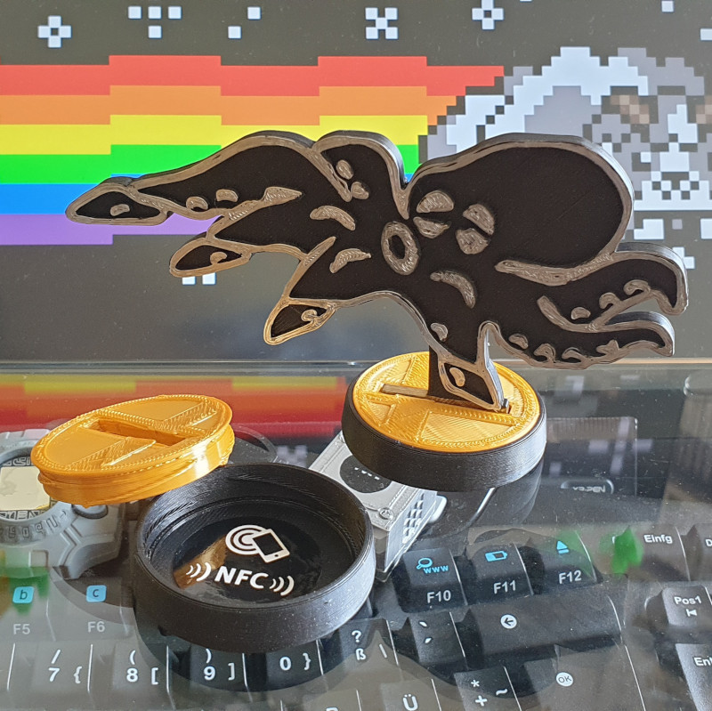Custom amiibo Base with Screw Top (... and Octopus)