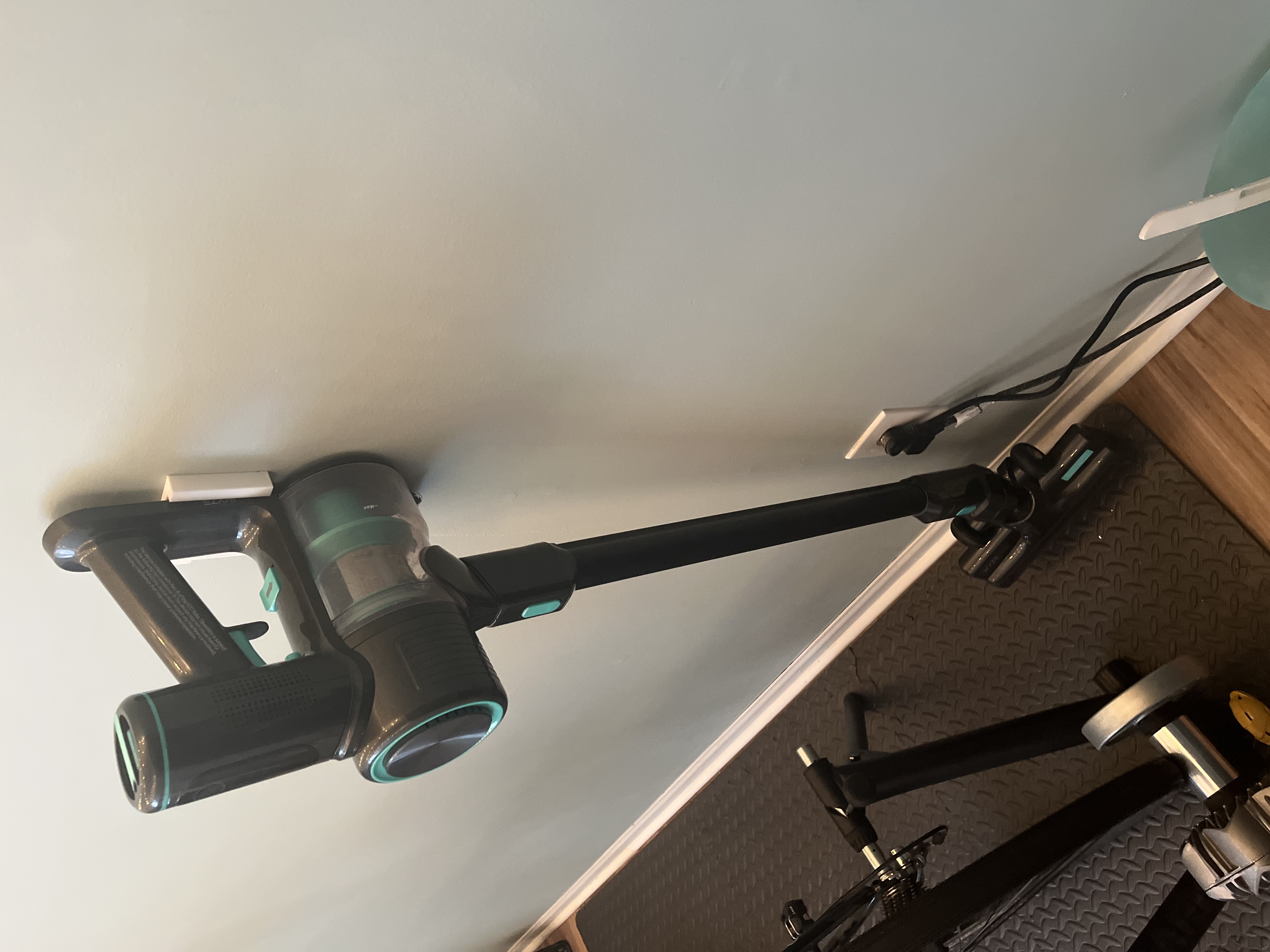 Wyze Vacuum S Wall Mount