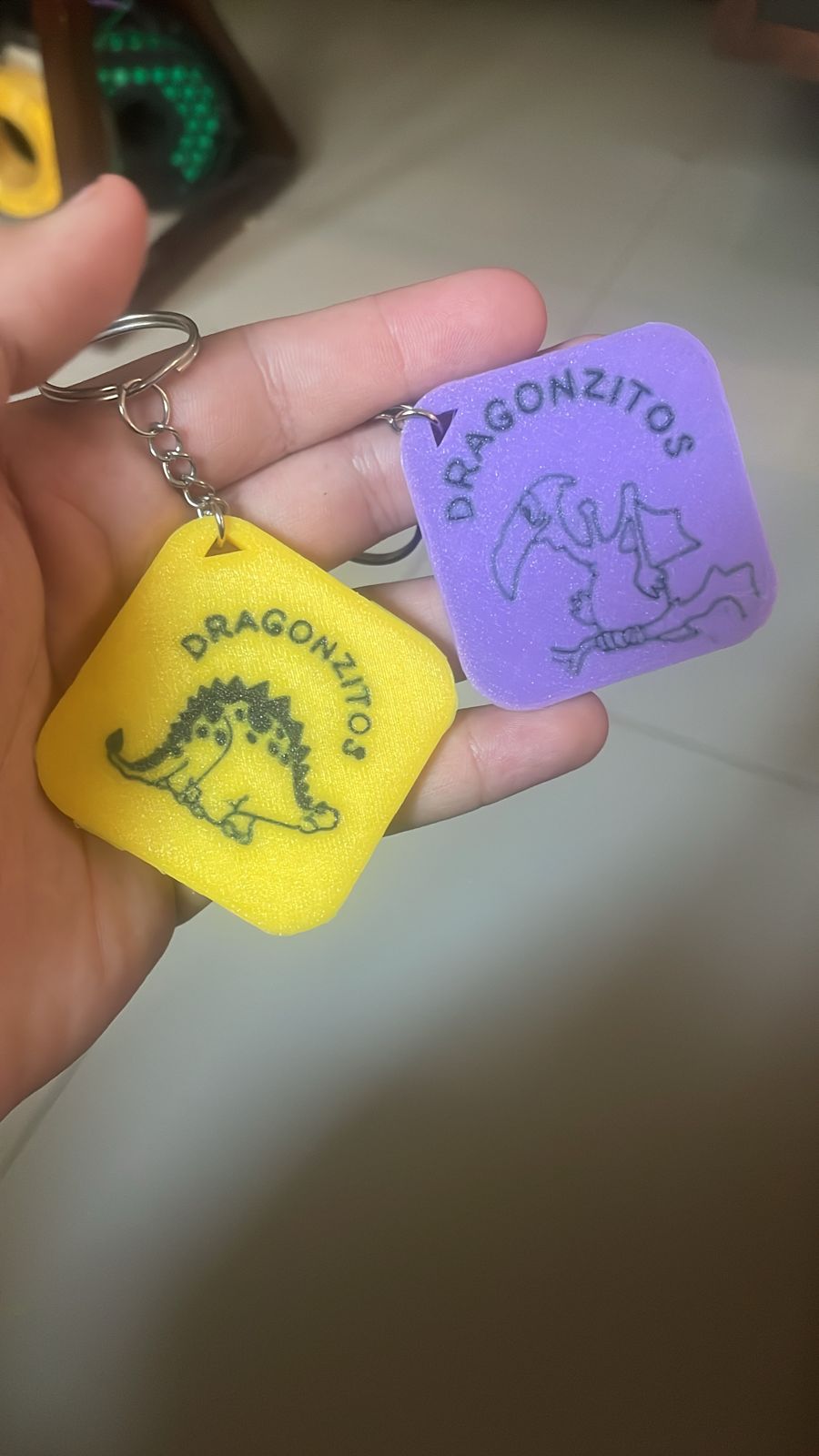 Dragonzitos llaveros MMU o AMS