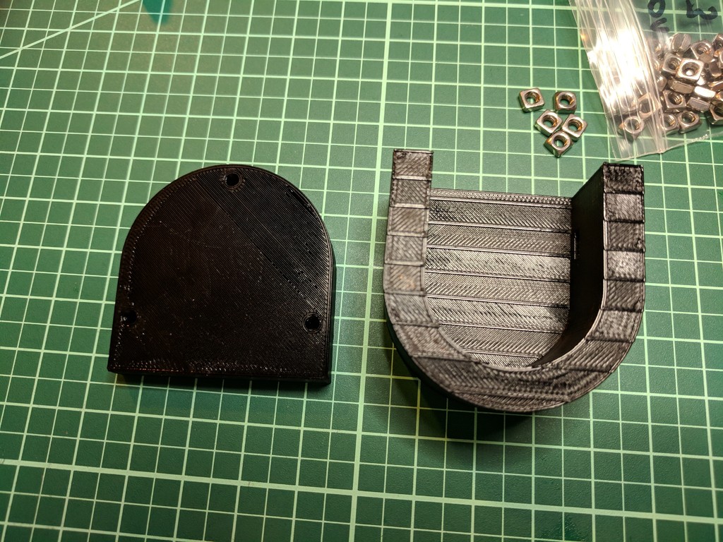 Miniatura 2 do modelo 3D Dry Box Spool Hanger Bracket