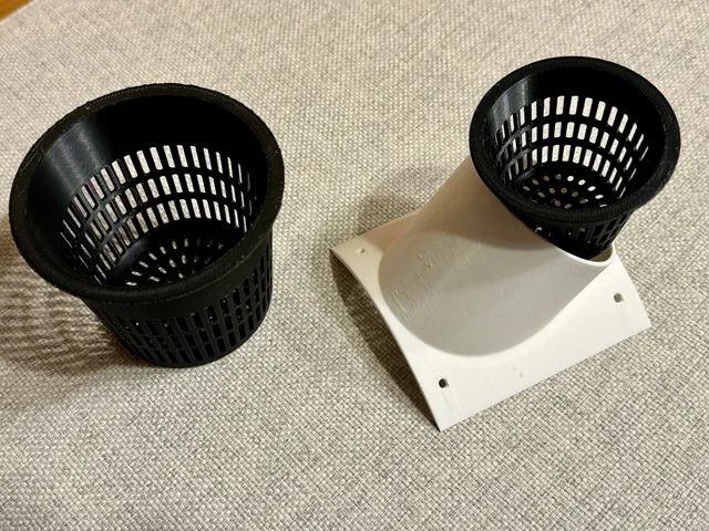 Net Pots and Holder for e.g. Hydroponic