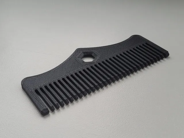 Hair/beard comb